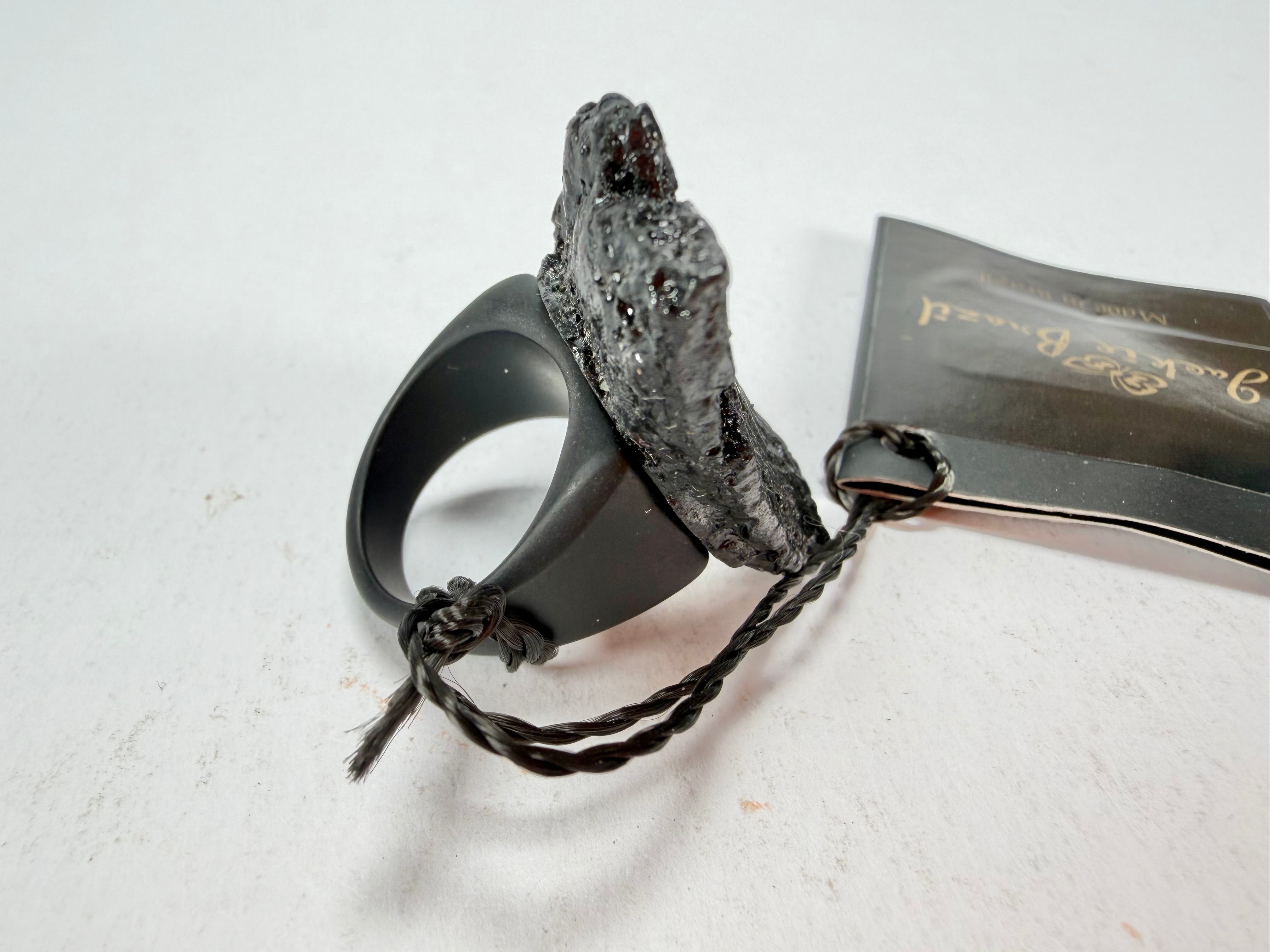Jackie Brazil "Dark Black" Charcoal Resin Ring ( R2782 ) UK Q / USA 8