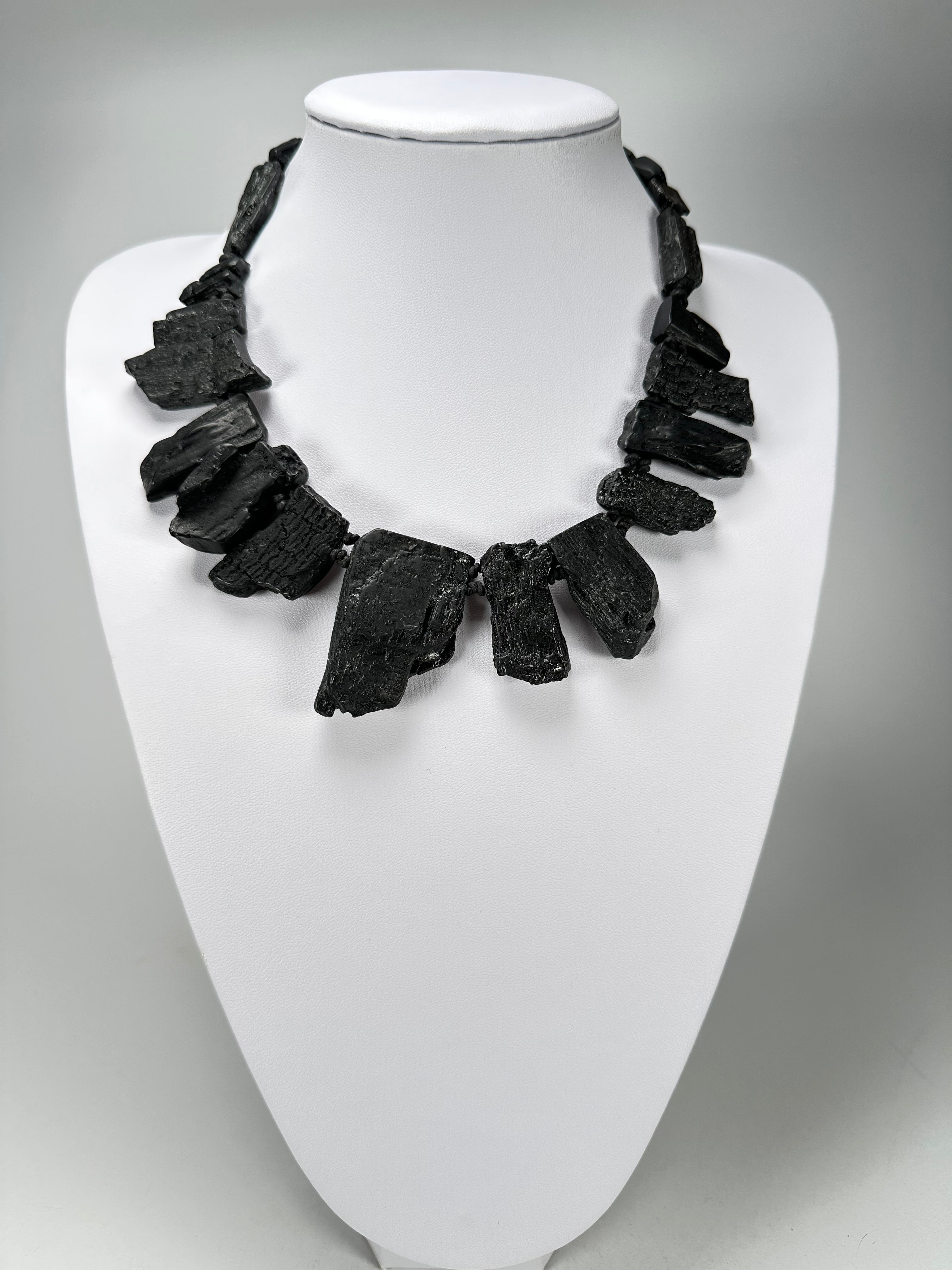 Jackie Brazil "Black Pieces" Charcoal Large Choker Necklace ( N2730 )