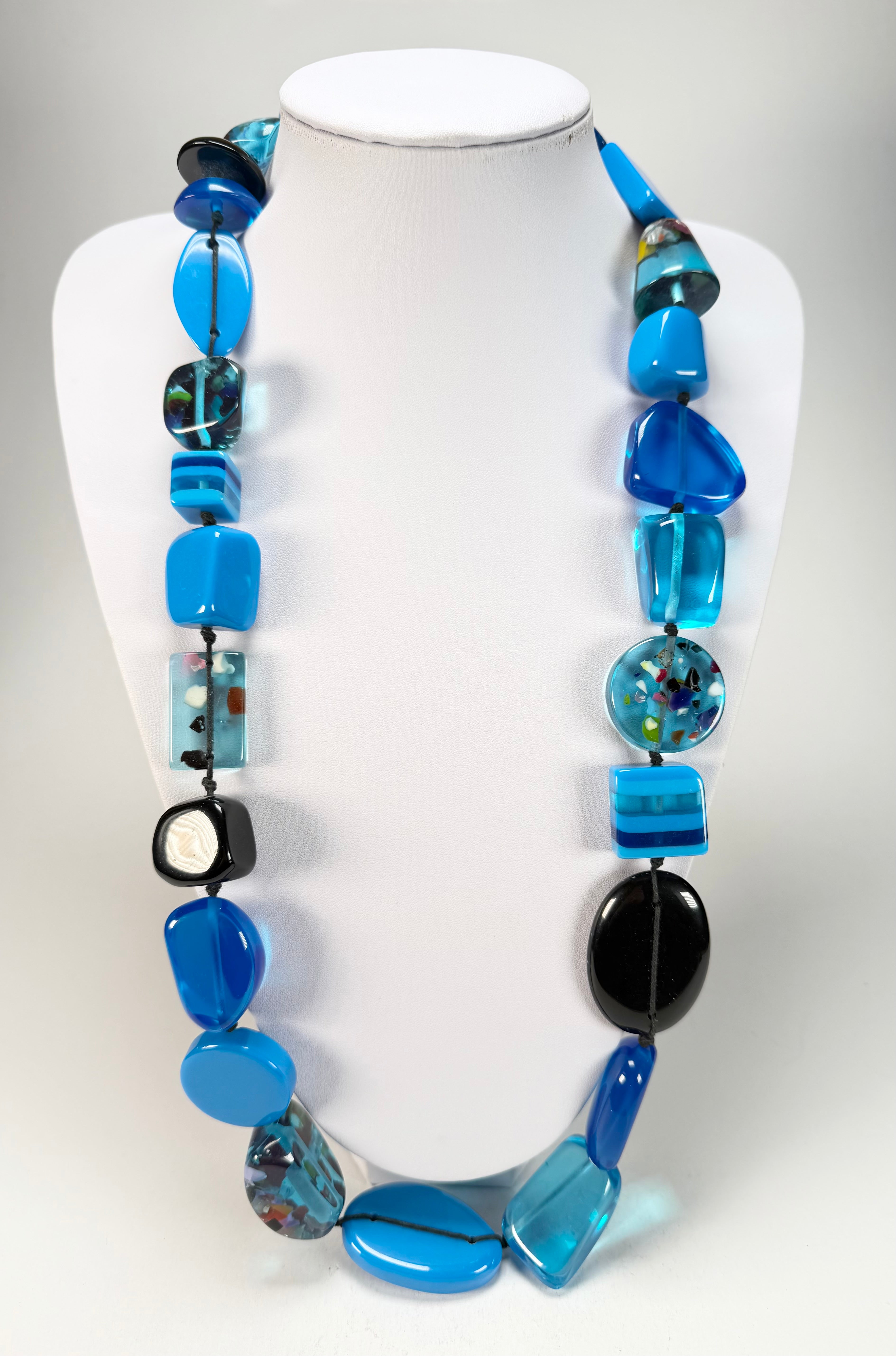 Jackie Brazil "Indiana" Blue Mix Multi-Bead Long Resin 110cm Necklace ( N0038 )
