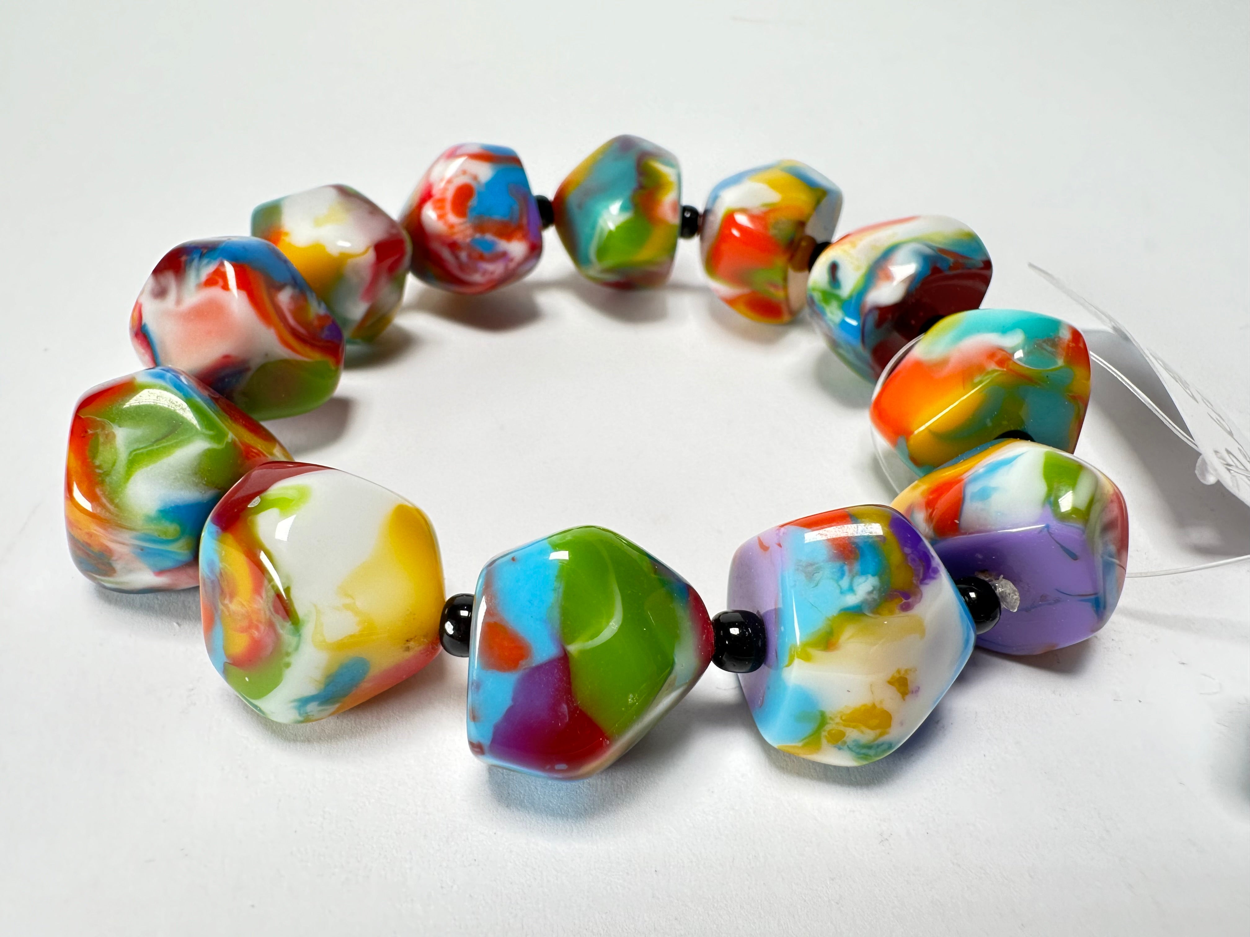 Jackie Brazil "Camille" Kandinsky Small Abstract Stones Resin Bracelet ( B0930 )