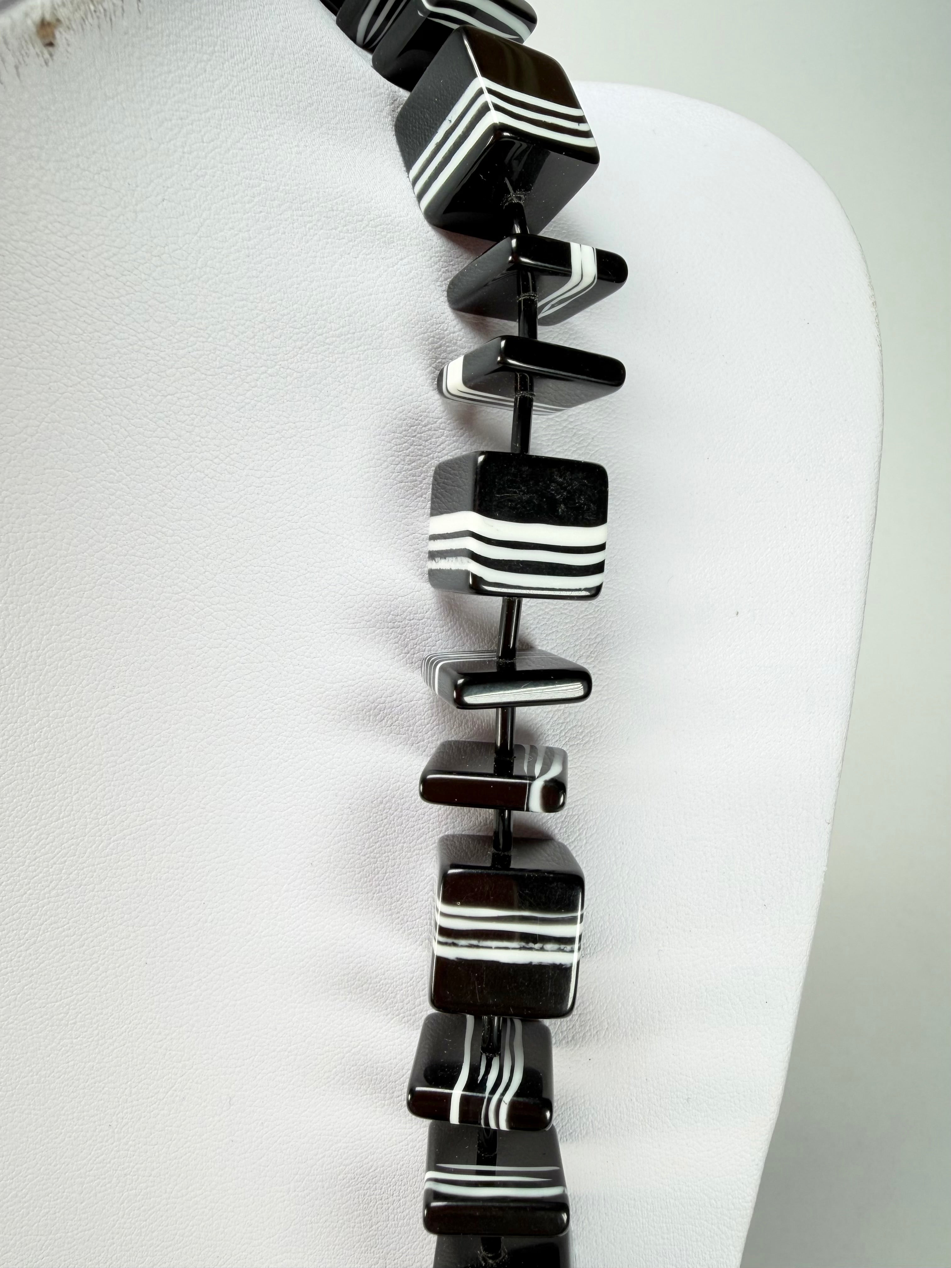 Jackie Brazil "Bar Code" Black & White Liquorice Squares 110cm Resin Necklace ( N2200 )