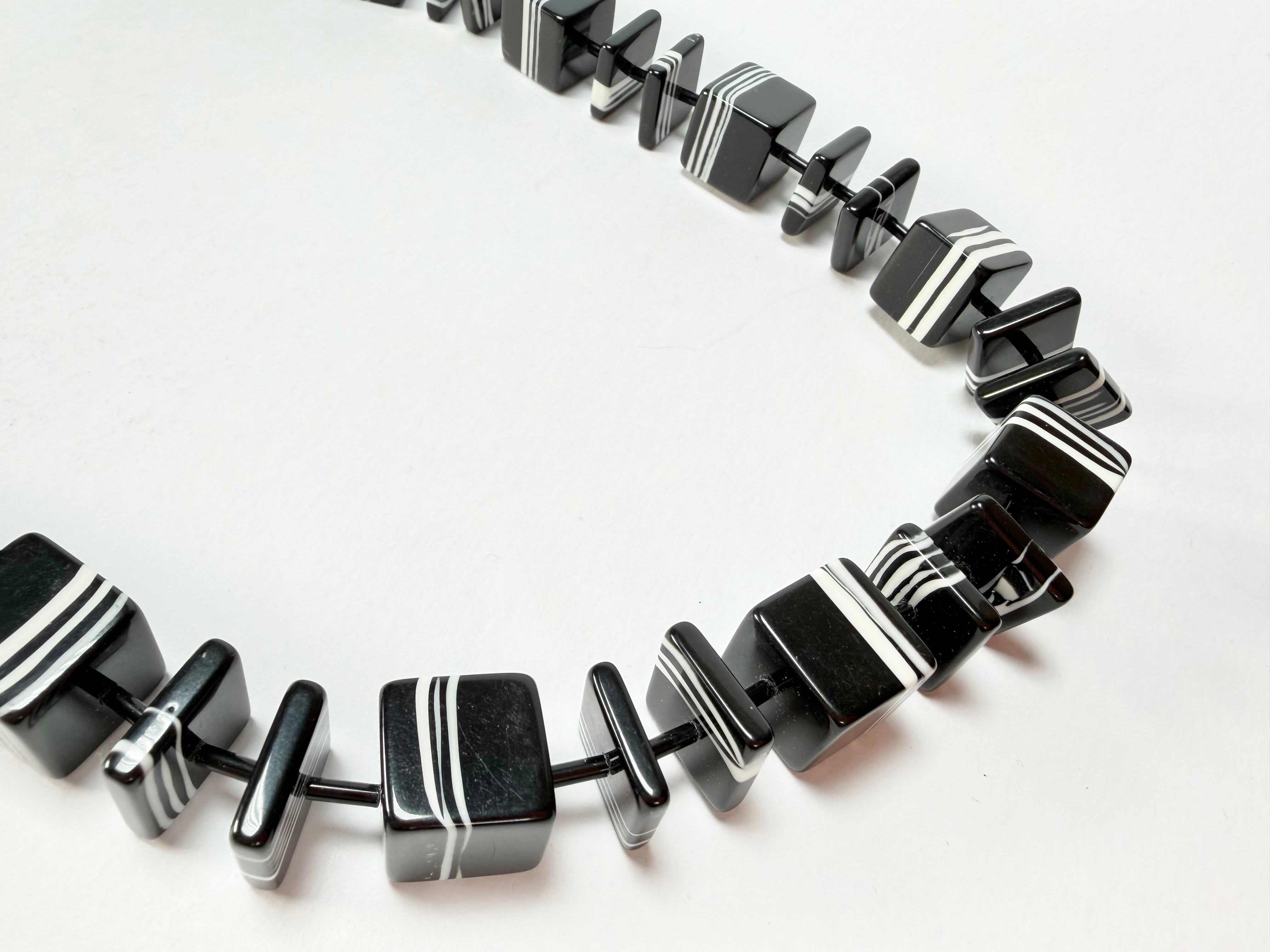 Jackie Brazil "Bar Code" Black & White Liquorice Squares 110cm Resin Necklace ( N2200 )