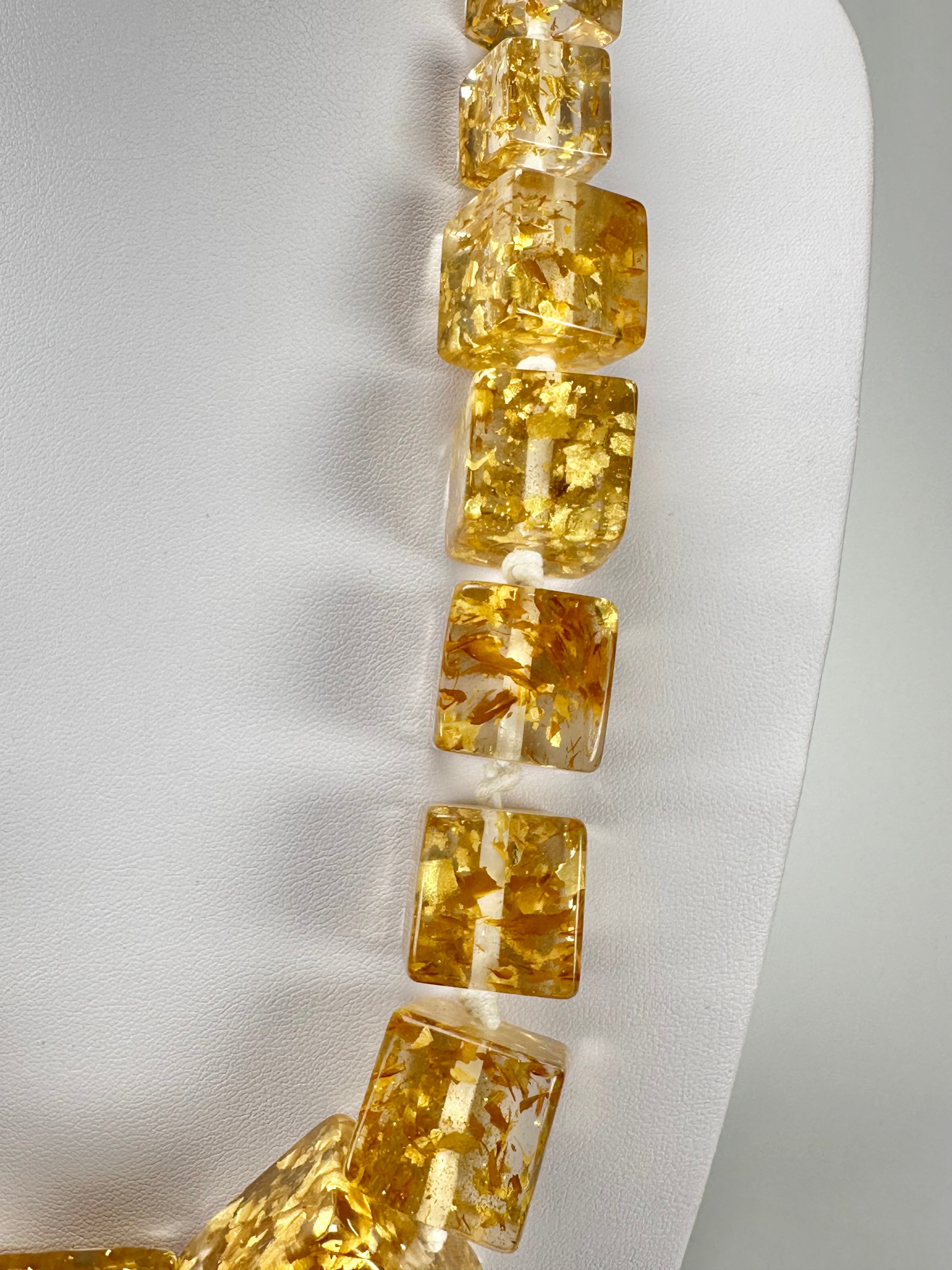 Jackie Brazil "Gold Flakes" Mix Size Liquorice Cubes Resin Necklace ( N3343 )
