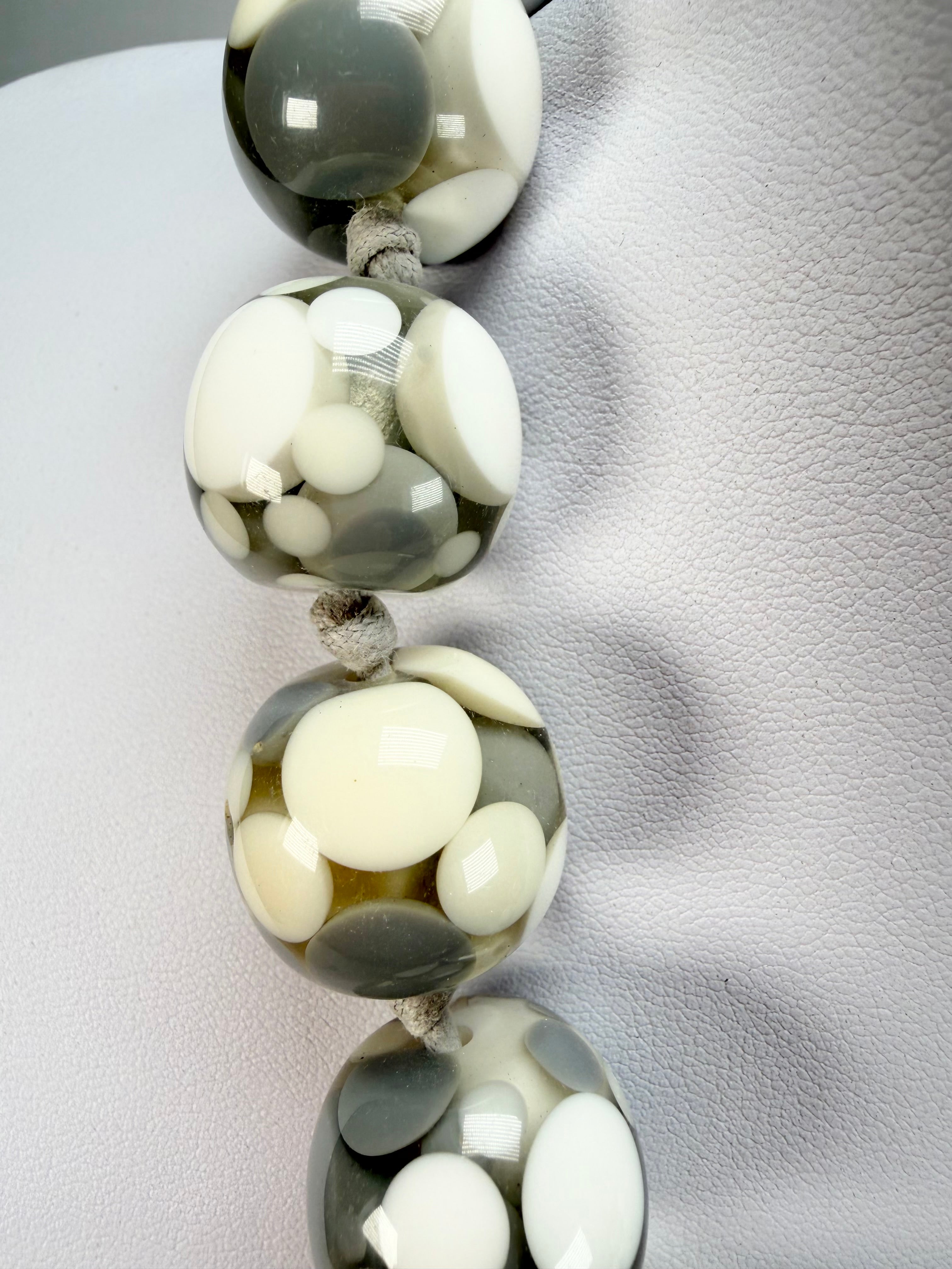 Jackie Brazil "Spotted Balls" Cream Spots Resin Necklace 50cm ( N1500 )
