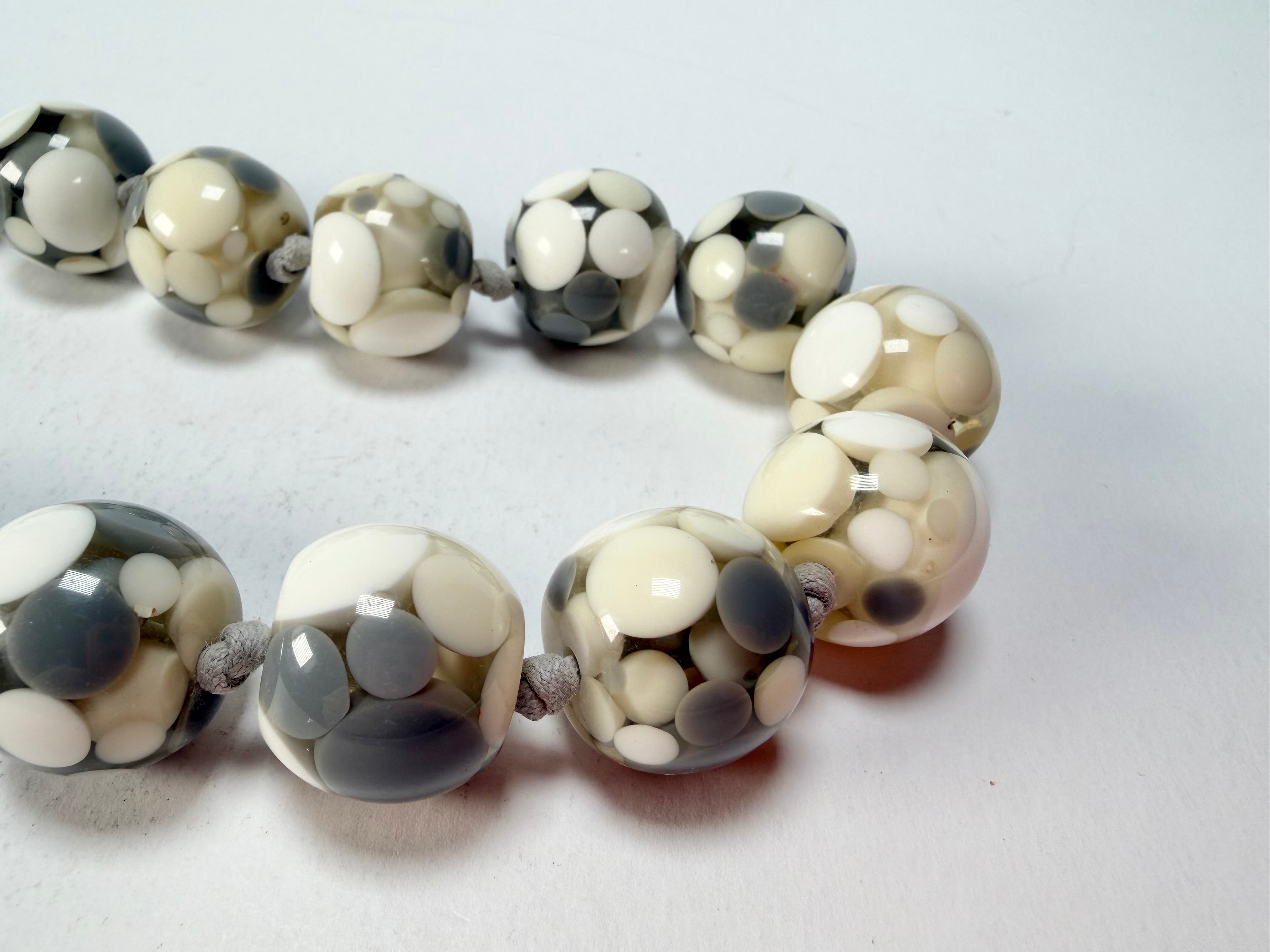 Jackie Brazil "Spotted Balls" Cream Spots Resin Necklace 50cm ( N1500 )