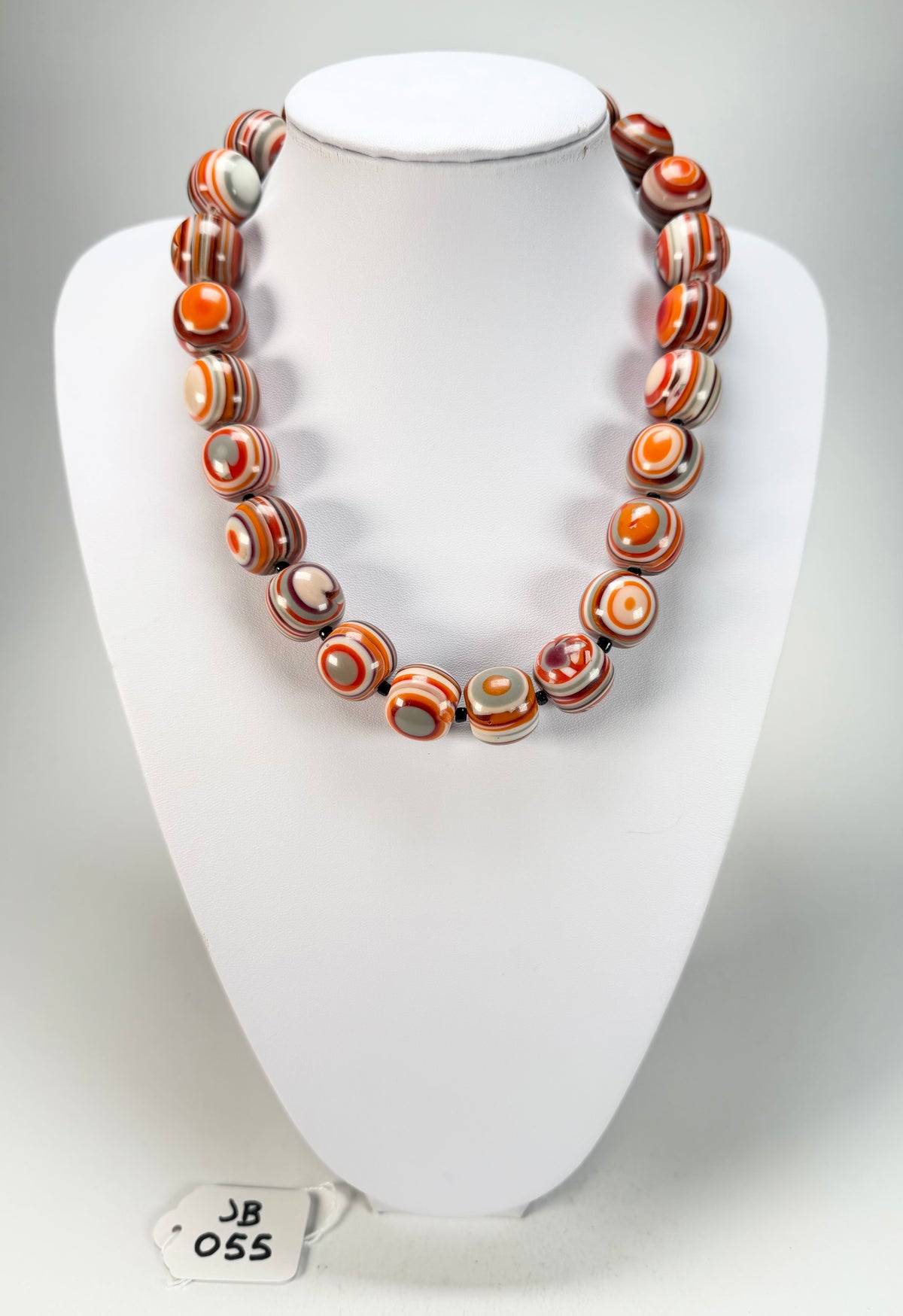 Jackie Brazil "Cat Eyes" Orange Mix Liquorice Balls Resin Necklace 50cm ( N0894 )