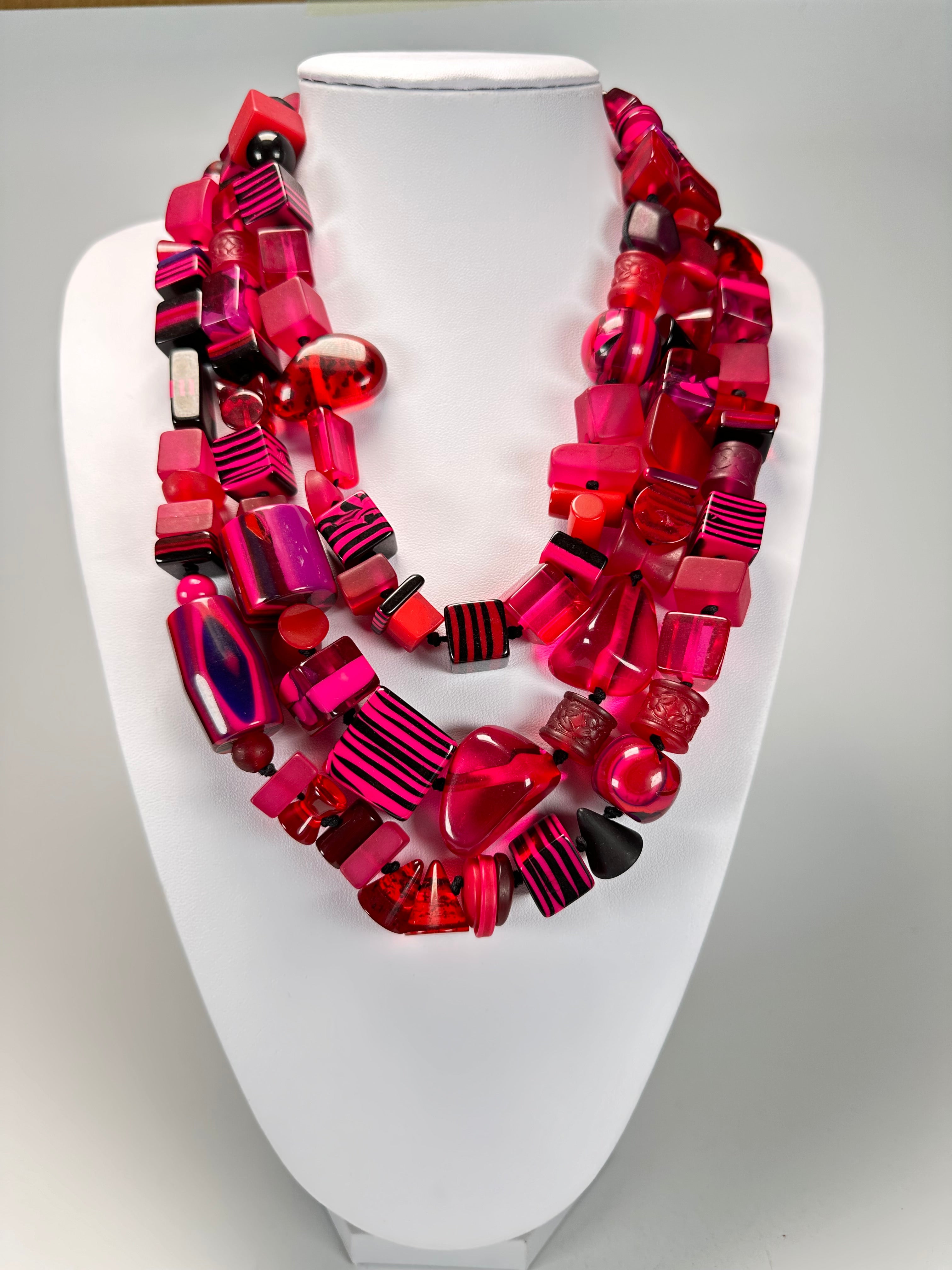 Jackie Brazil "Indiana" 3 Strand Multi-Bead Dark Pink Resin Necklace ( N0043 )