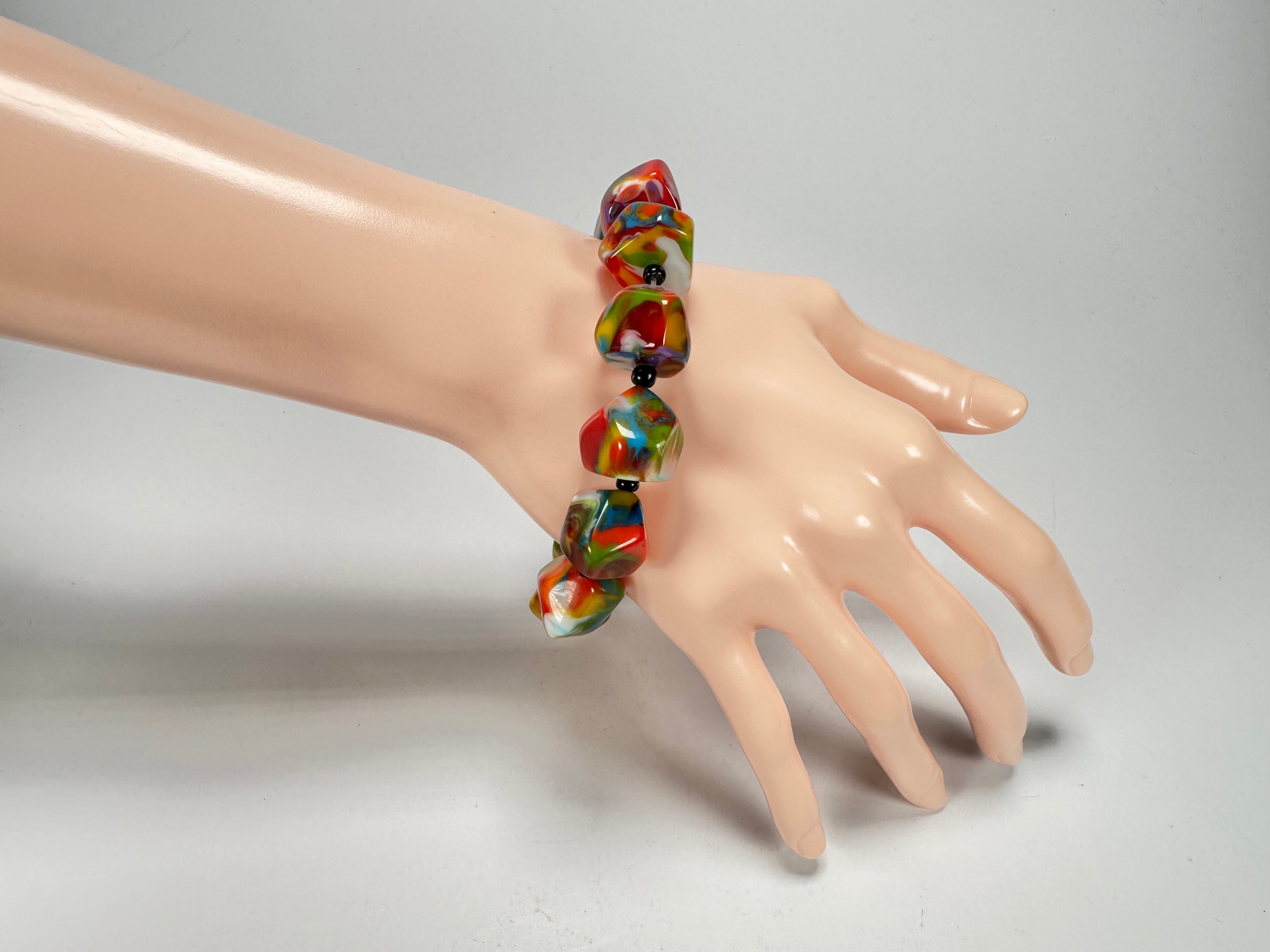 Jackie Brazil "Camille" Kandinsky Small Abstract Stones Resin Bracelet ( B0930 )