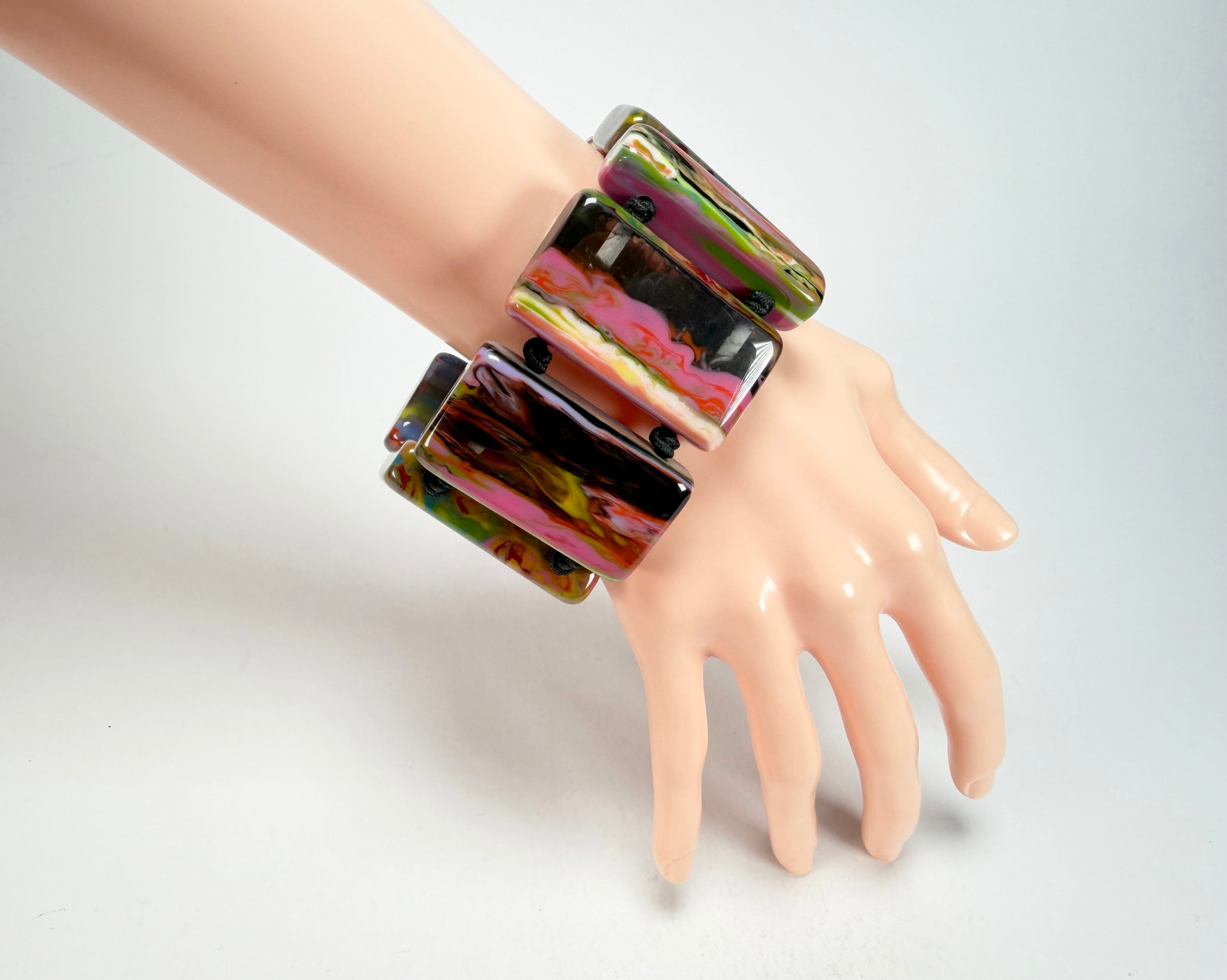 Jackie Brazil "Pop Art" Kandinsky 8 Squares Elasticated Bracelet ( B0376 )