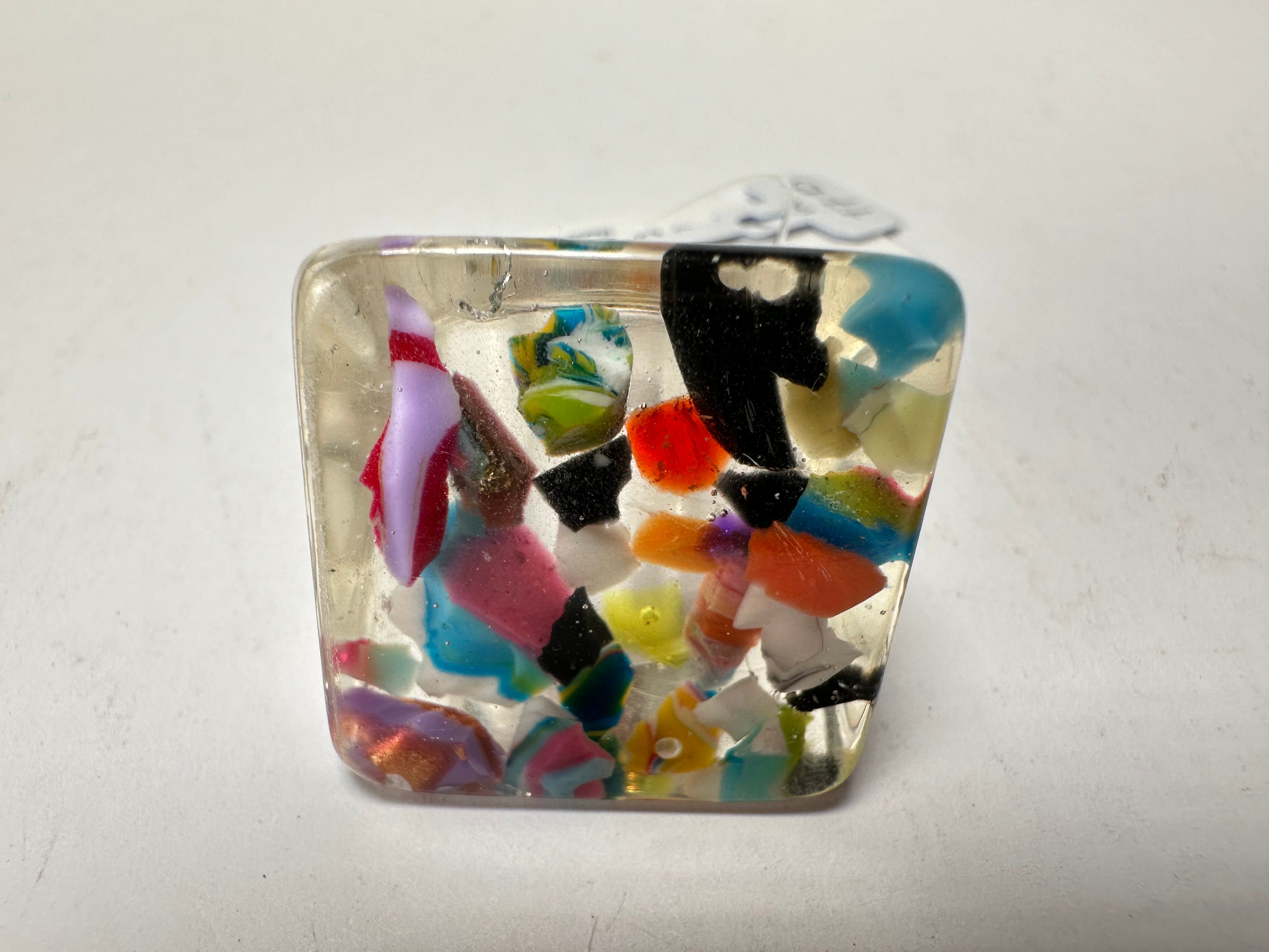 Jackie Brazil "Cascade" Large Square Resin Ring ( R1715 ) Size UK O / USA 7