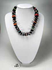 Jackie Brazil "Bar Code" Mix Black & Liquorice Squares Short Resin Necklace ( N2202 )