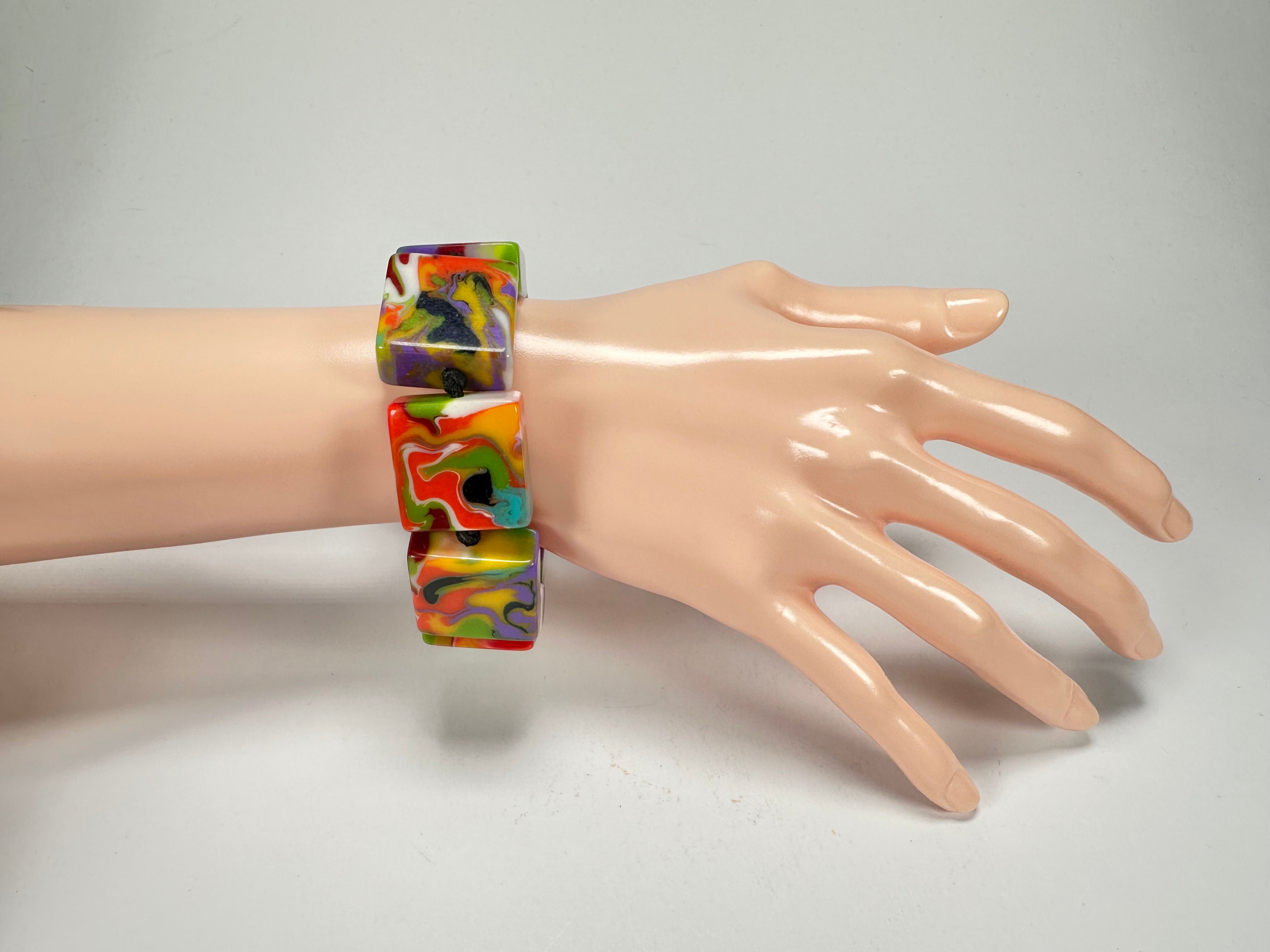 Jackie Brazil "Gala" Kandinsky Liquorice Half Rectangles On Elastic Bracelet ( B0778 )