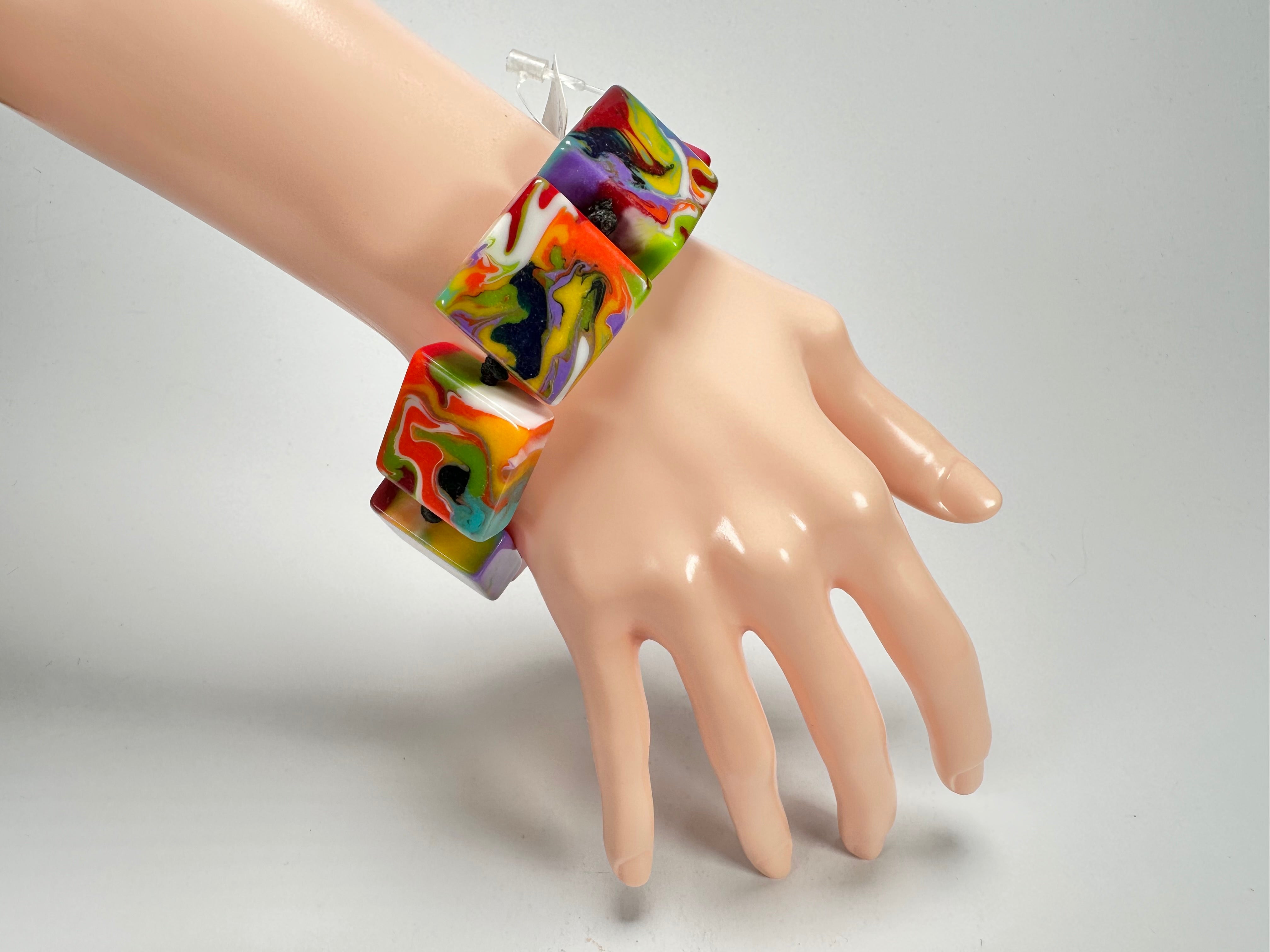 Jackie Brazil "Gala" Kandinsky Liquorice Half Rectangles On Elastic Bracelet ( B0778 )