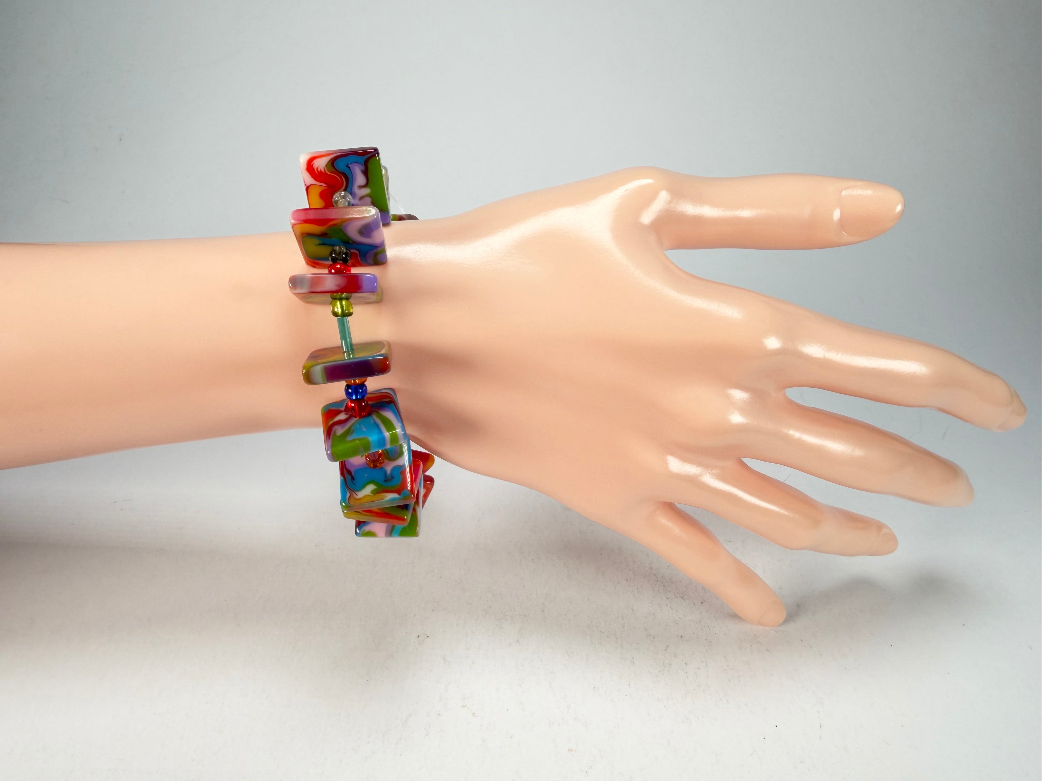Jackie Brazil "Africa" Kandinsky Liquorice Squares & Beads Resin Bracelet ( B0189 )