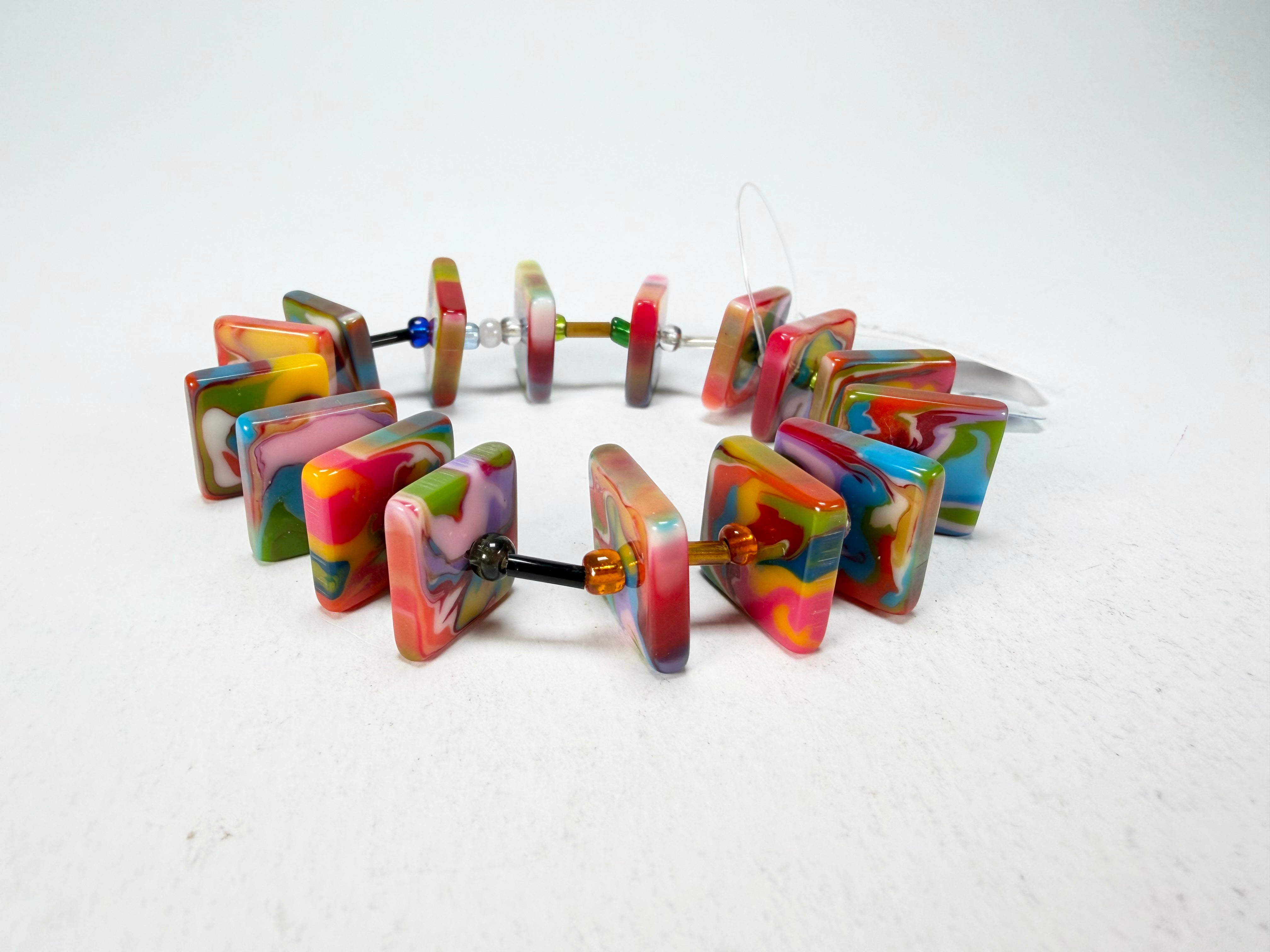 Jackie Brazil "Africa" Kandinsky Liquorice Squares & Beads Resin Bracelet ( B0189 )