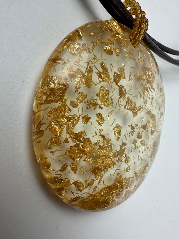 Jackie Brazil "Gold Flakes" Large Disk On Three Cords Resin Necklace ( N3800 )