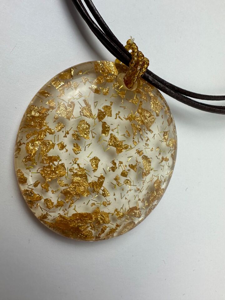 Jackie Brazil "Gold Flakes" Large Disk On Three Cords Resin Necklace ( N3800 )