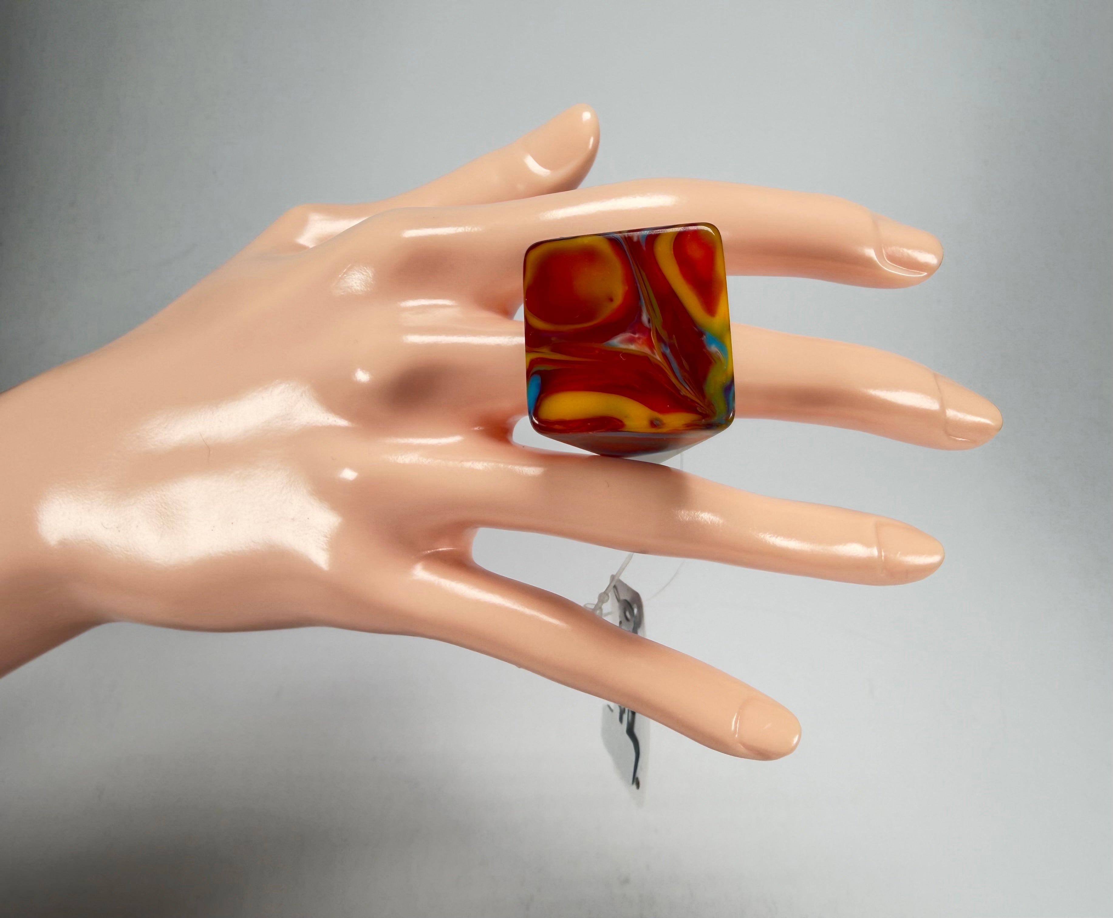 Jackie Brazil "Kandinsky" Large Square Resin Ring ( R1715 ) Size UK P / USA 7.5