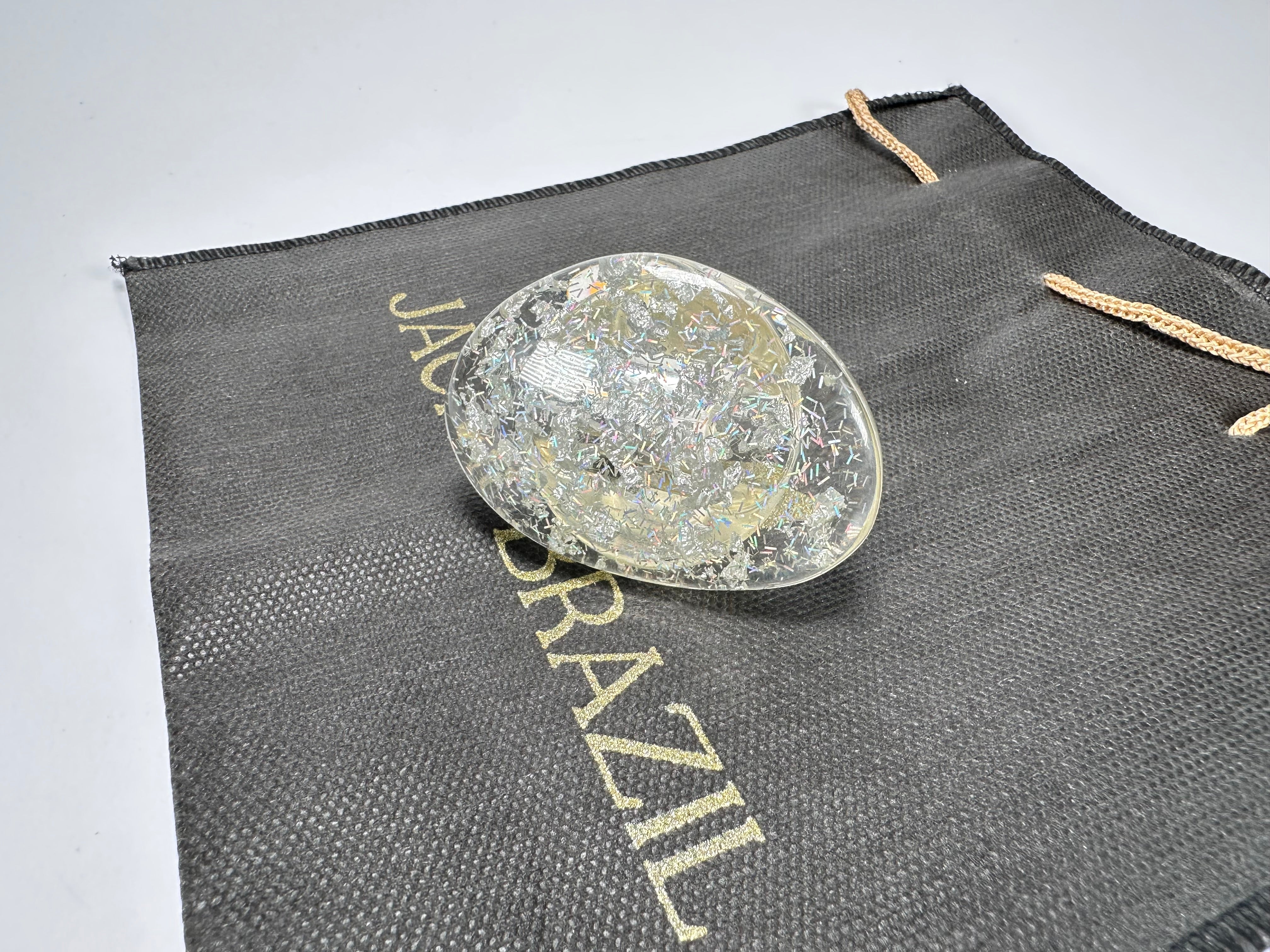 Jackie Brazil "Large Riverstone" Silver Flakes Flat Oval Ring ( R3625 ) Size UK-O / US-7
