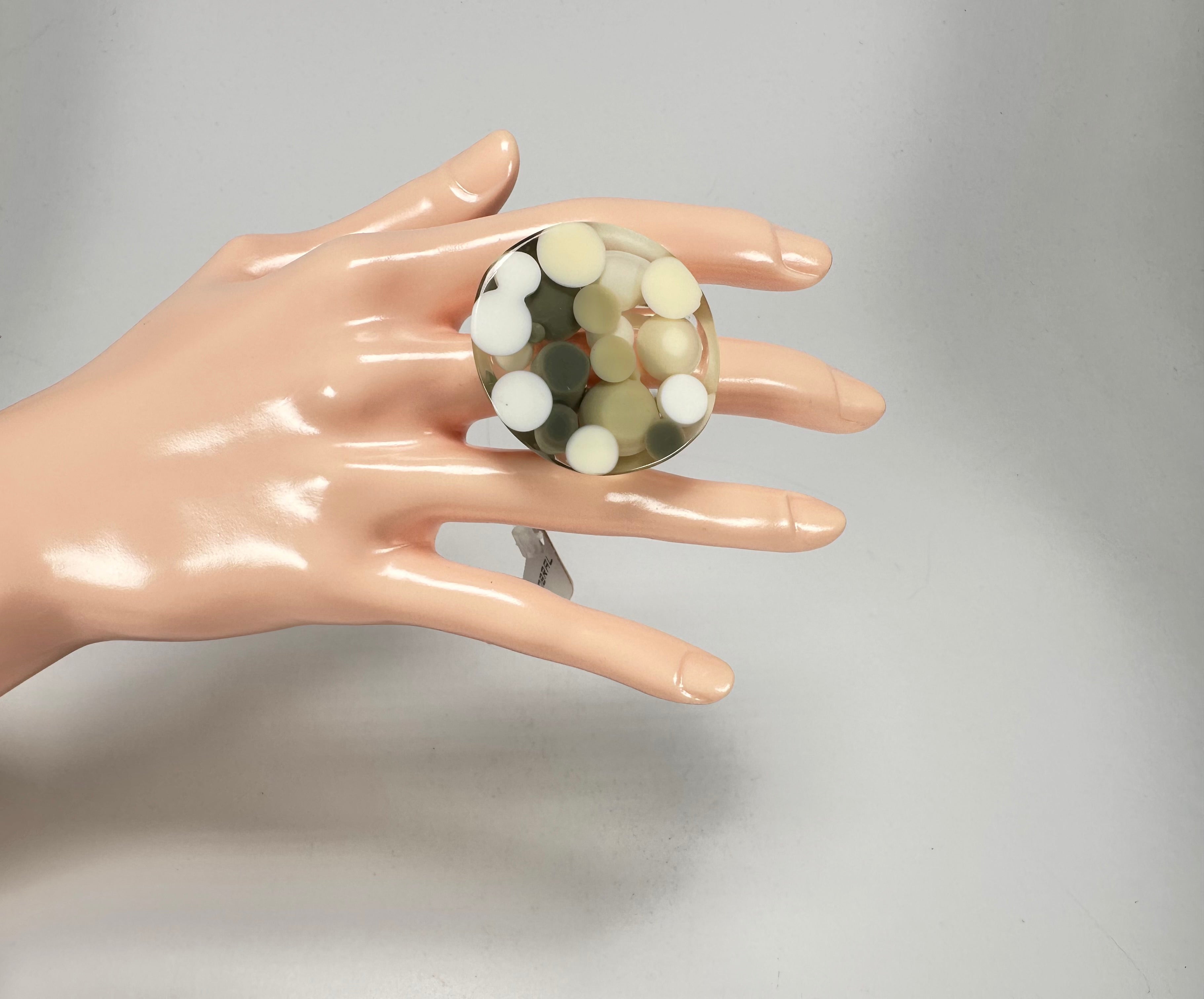 Jackie Brazil "Acrobatic" Flat Round Petite Cream Mix Balls Spots Resin Ring ( R2536 ) Size UK O / US 7.5