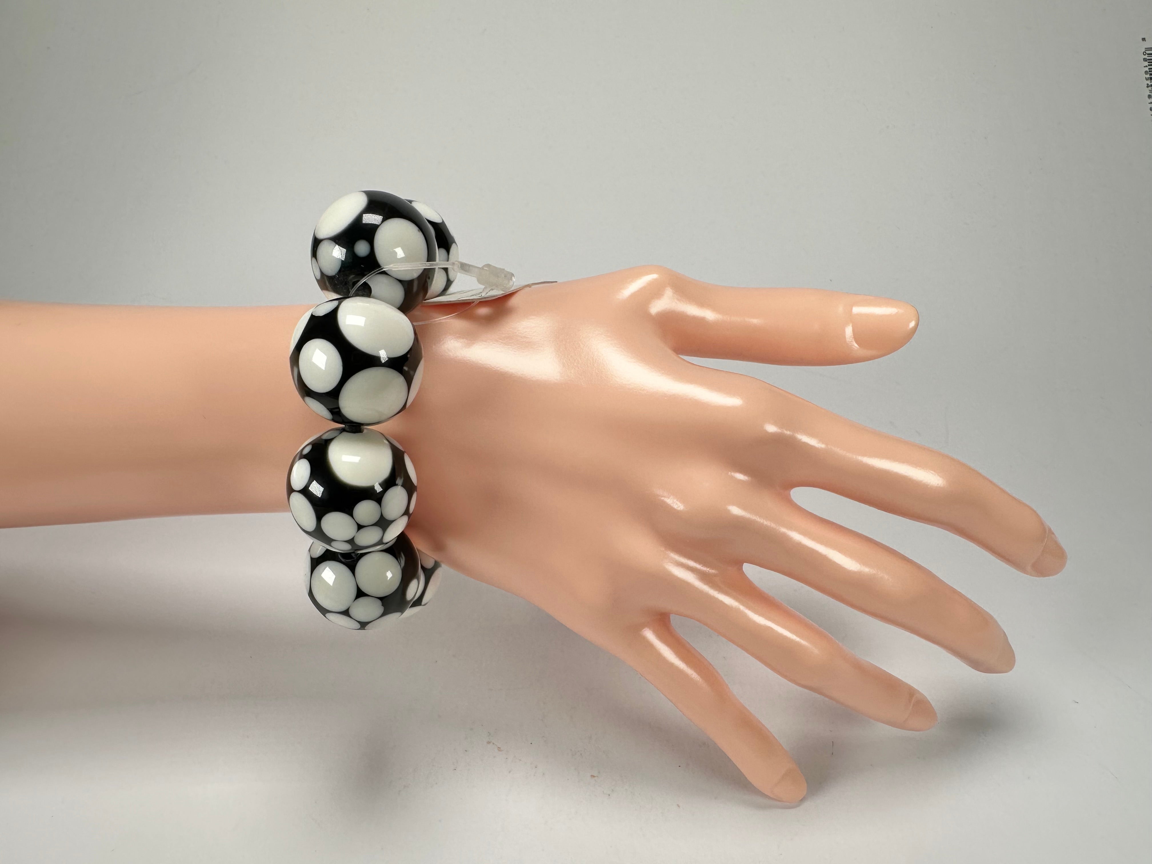 Jackie Brazil "Spots" Spotted Balls On Elastic Resin  Bracelet ( B1470 )