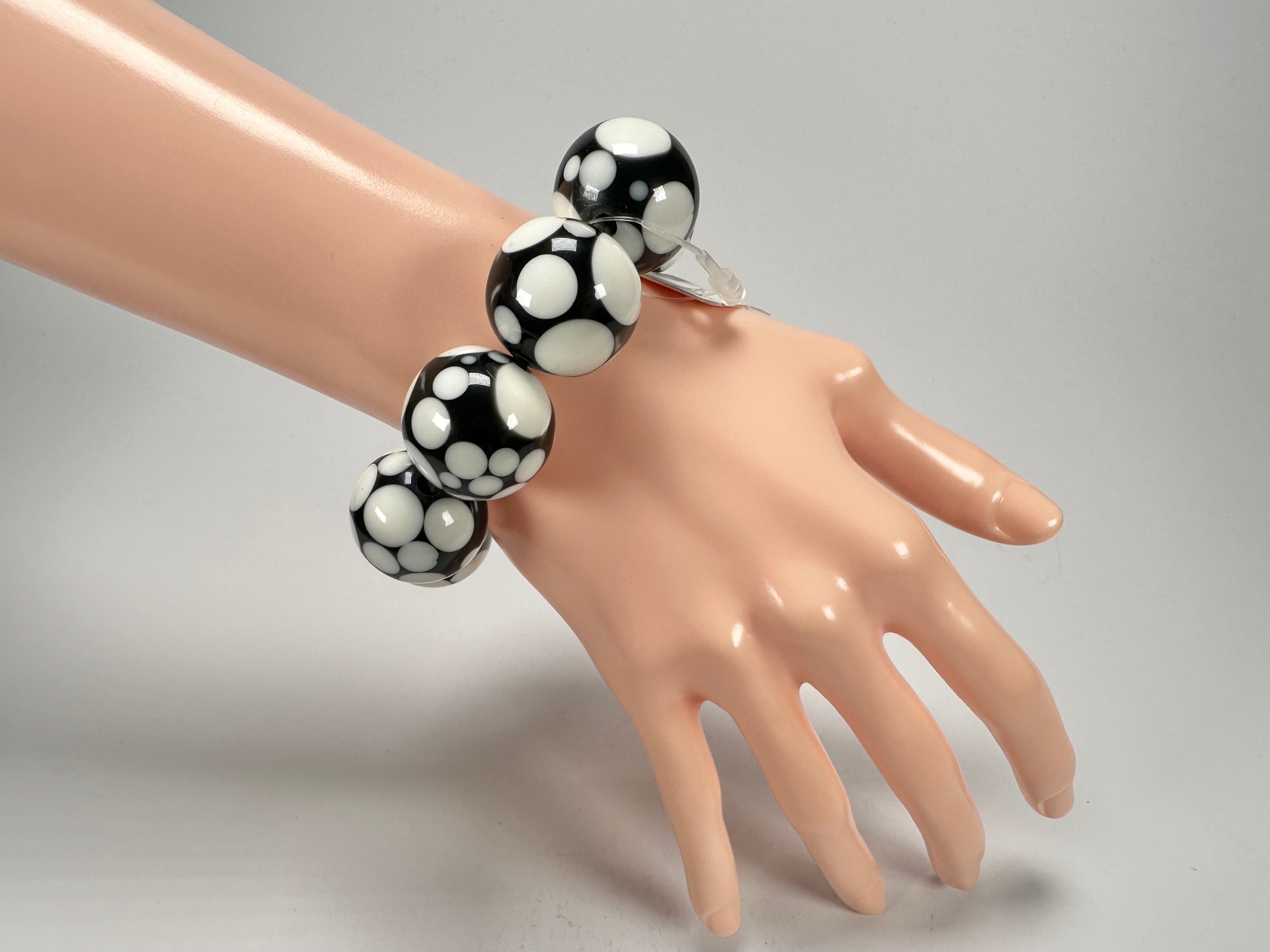 Jackie Brazil "Spots" Spotted Balls On Elastic Resin  Bracelet ( B1470 )