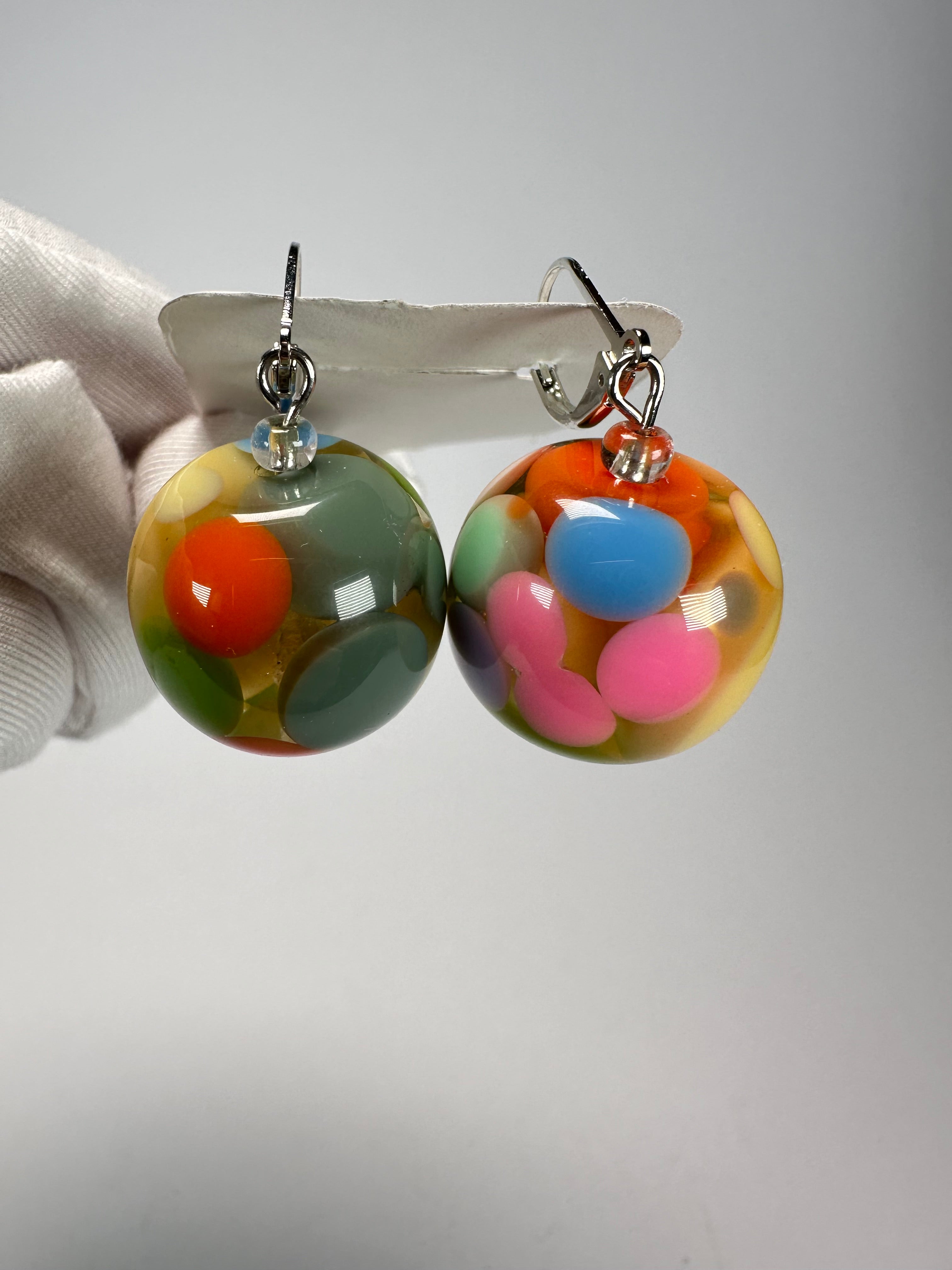 Jackie Brazil "Spots" Spotted Balls Resin Earrings ( E1468 )