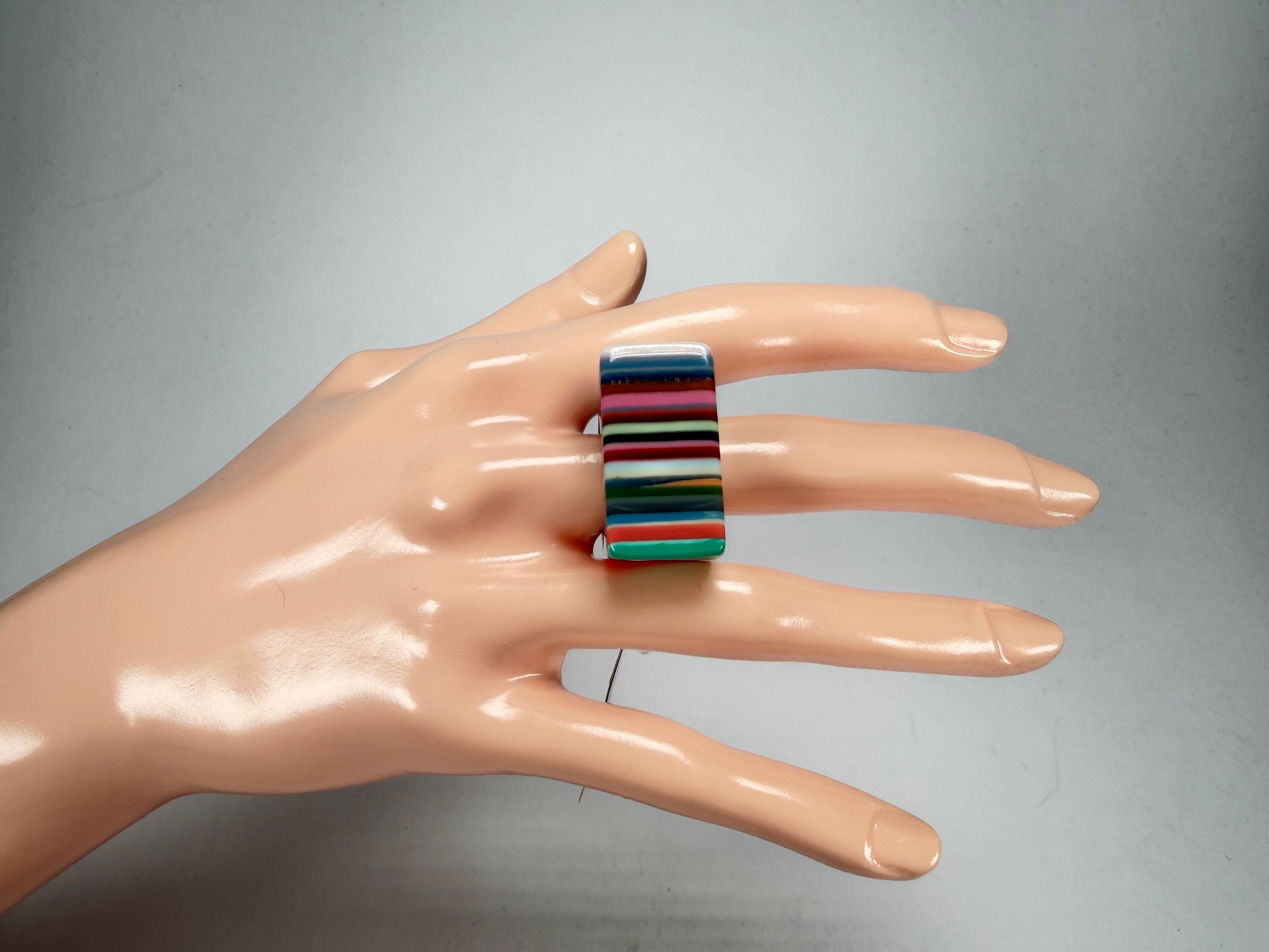 Jackie Brazil "Leda" Liquorice Allsorts Pop Art Colour Mix Resin Ring ( R2269 ) UK P / USA 7.5