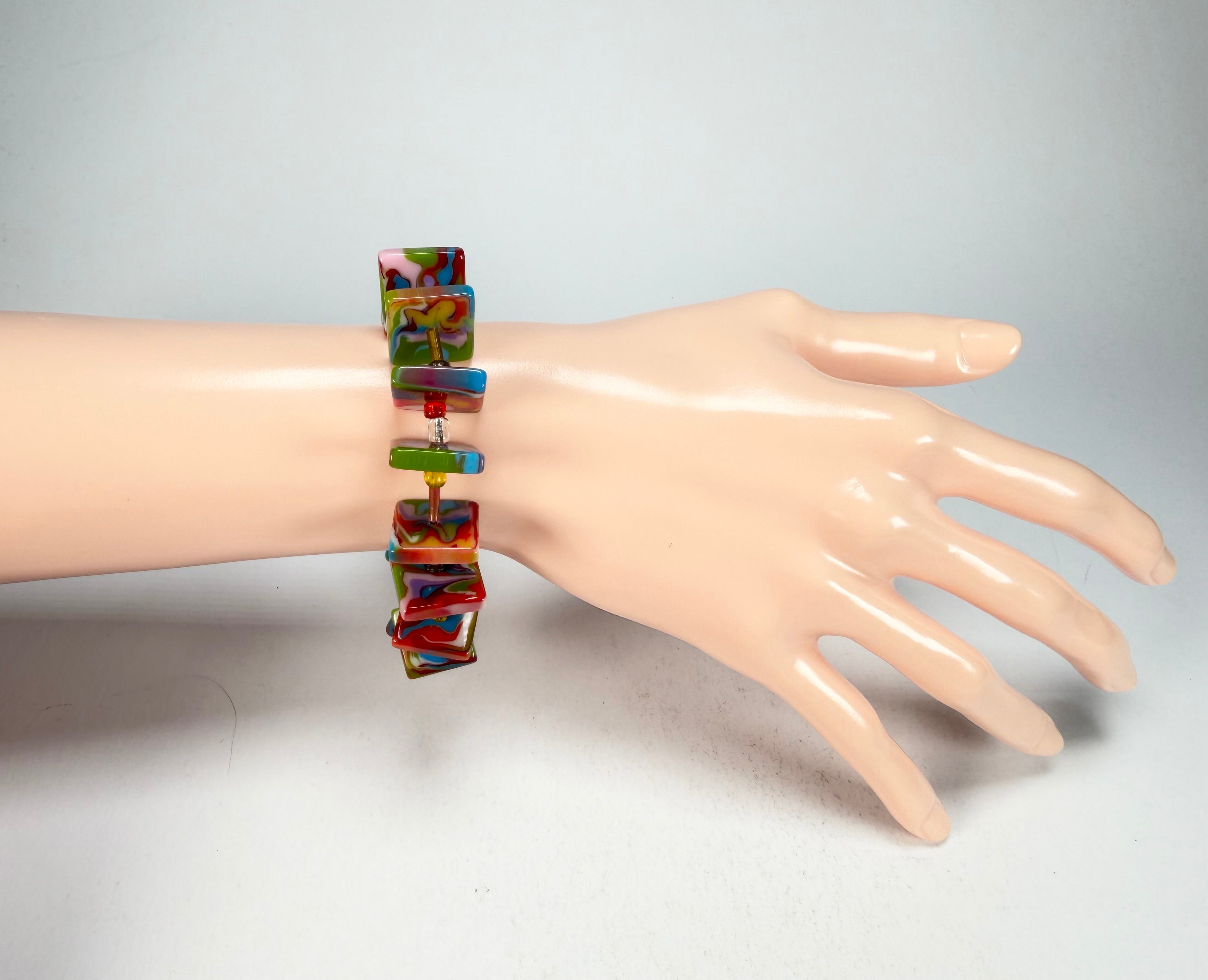 Jackie Brazil "Africa" Kandinsky Liquorice Squares & Beads Resin Bracelet ( B0189 )