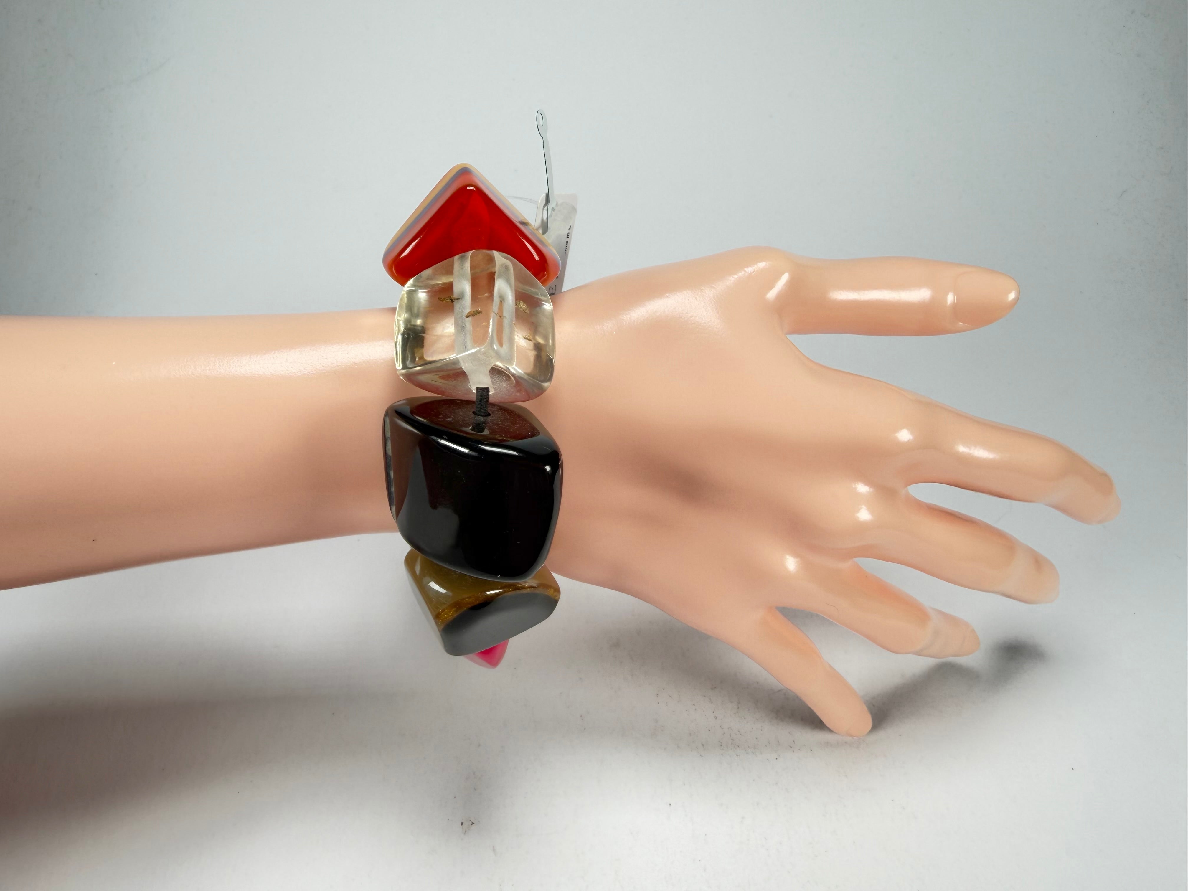 Jackie Brazil "8 PZS" Natural Large Stones Elasticated Bracelet ( B0374 )