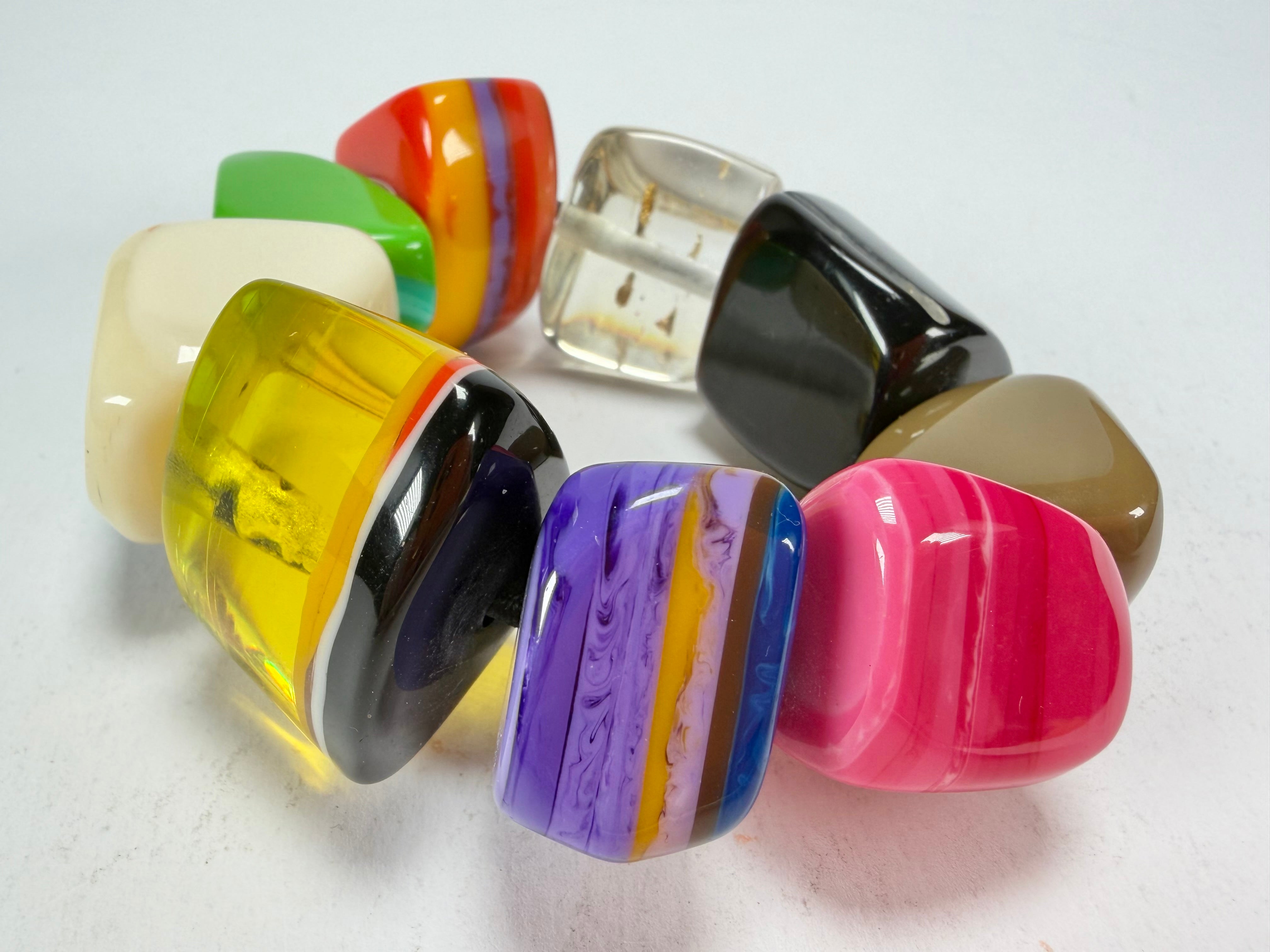 Jackie Brazil "8 PZS" Natural Large Stones Elasticated Bracelet ( B0374 )