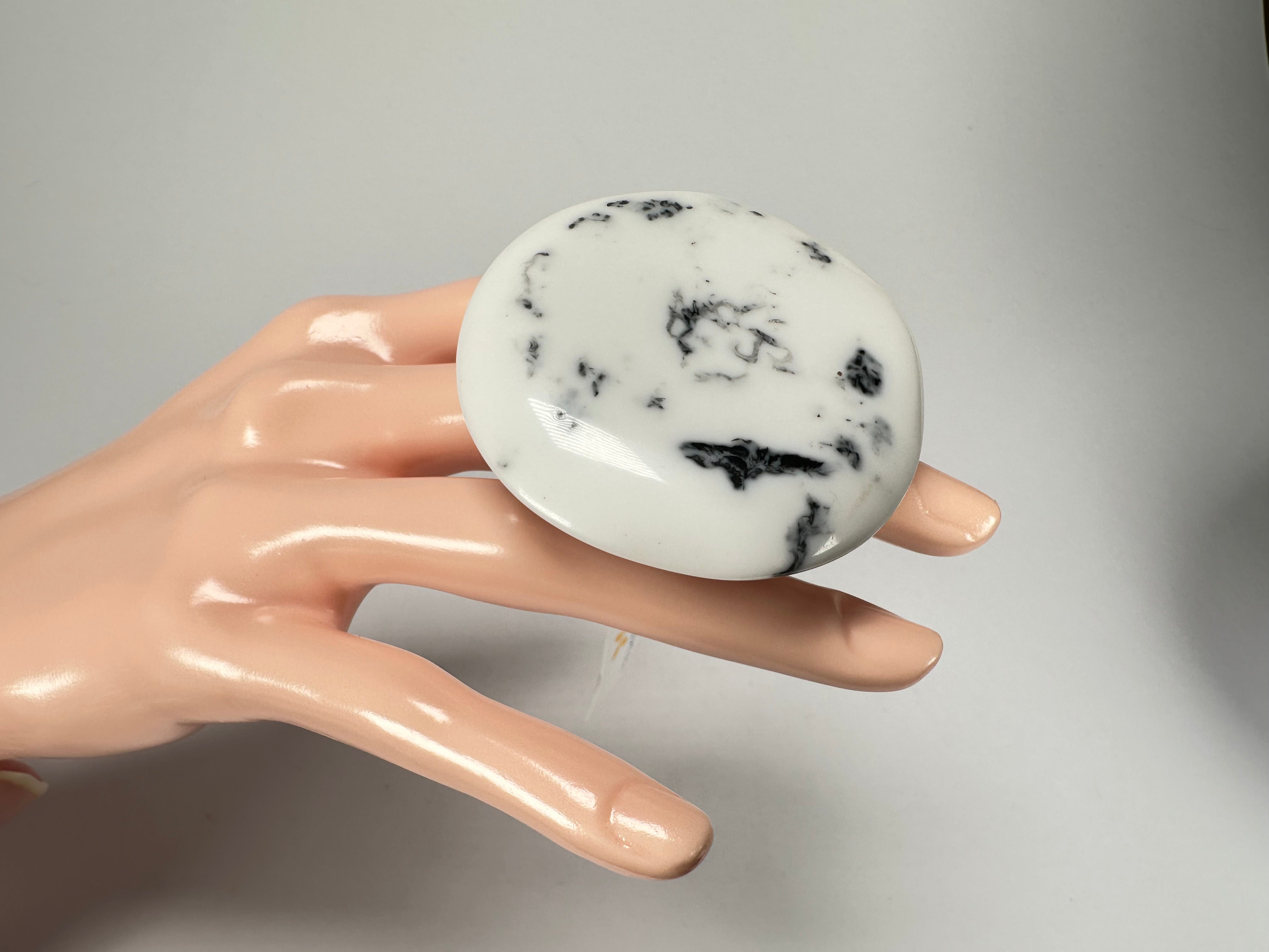 Jackie Brazil "Black & White Marble" Large Riverstone 40mm Ring ( R3605 ) Size UK - Z+1 / US-13