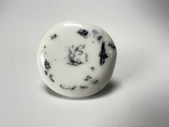 Jackie Brazil "Black & White Marble" Large Riverstone 40mm Ring ( R3605 ) Size UK - Z+1 / US-13