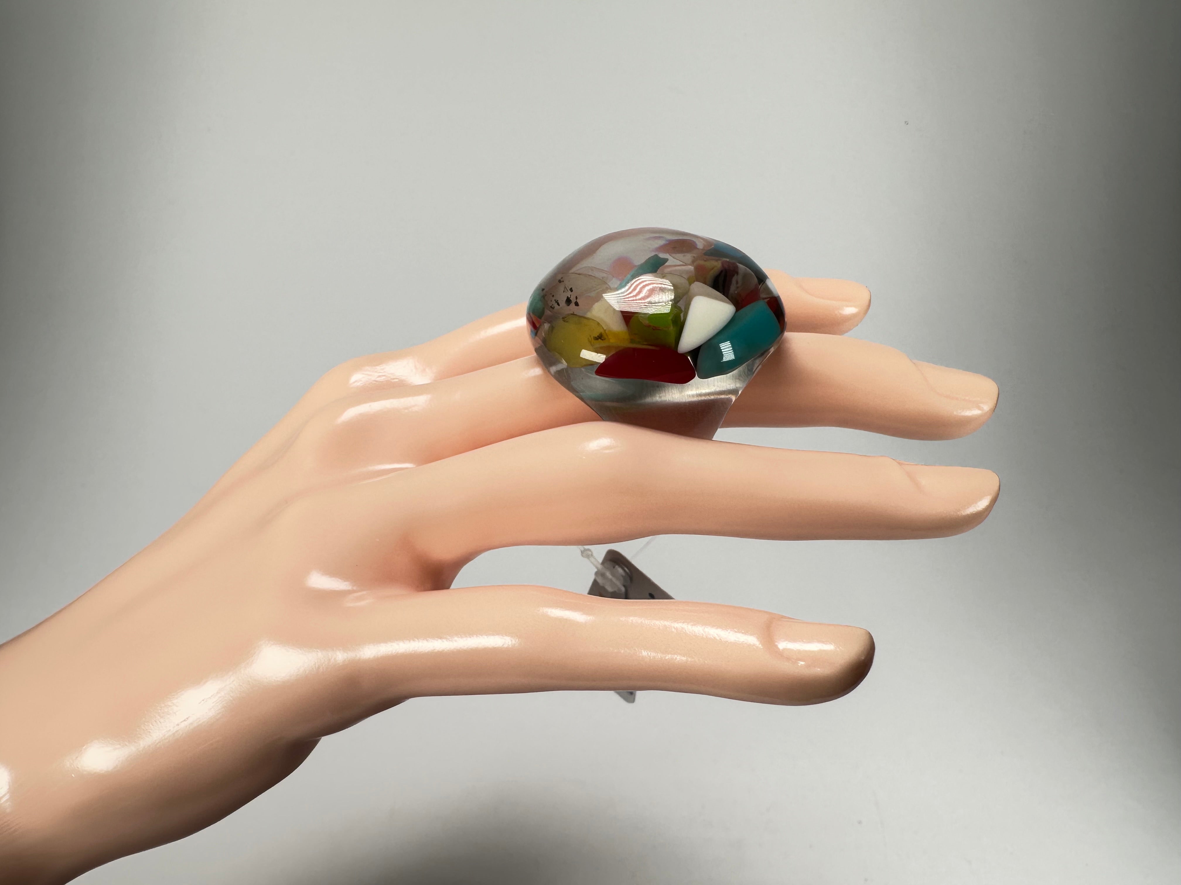 Jackie Brazil "Cascade" Large Round Domed Resin Ring ( R2929 ) Size UK R / US 8.5