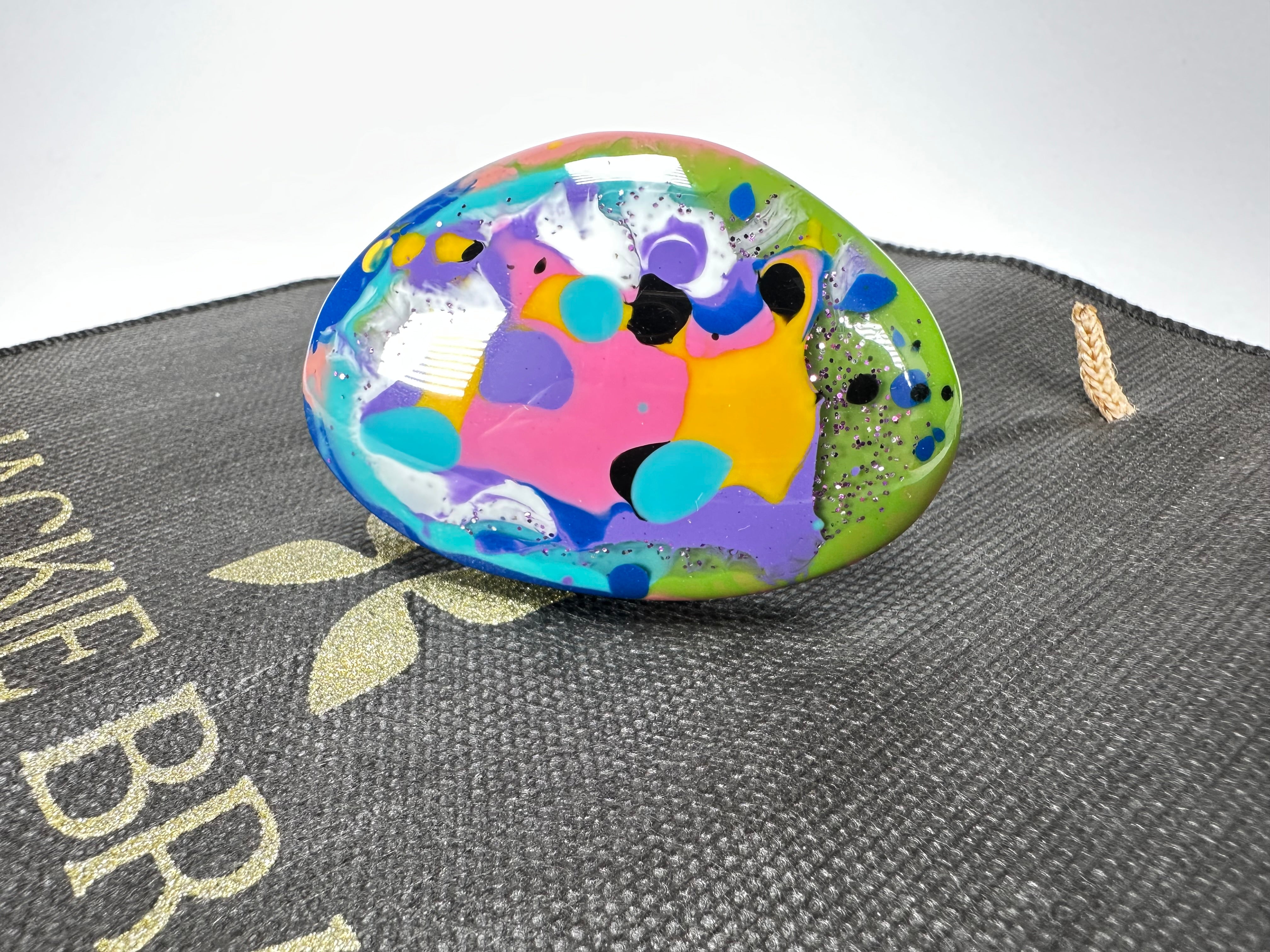 Jackie Brazil "Large Riverstone" Kandinsky Flat Oval Ring ( R3625 ) Size UK- R / US- 8.5