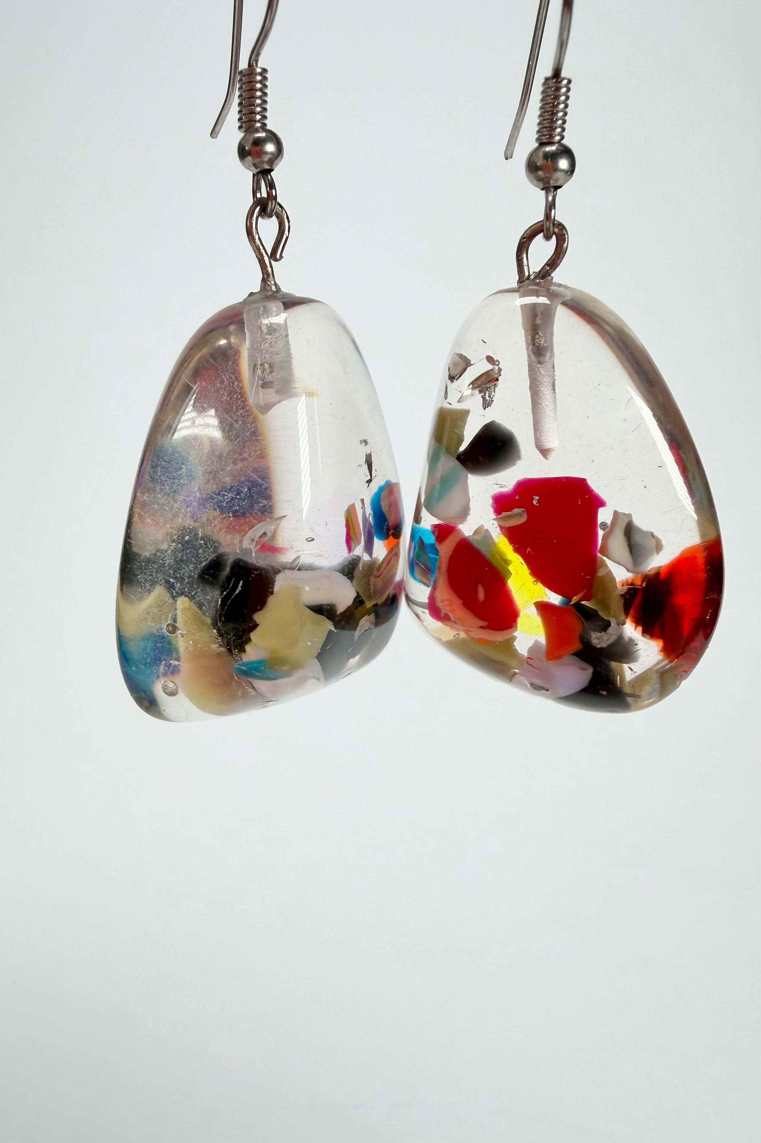 Jackie Brazil "Diamond" Cascade Flinstone on Hook Resin Earrings ( E0700 )