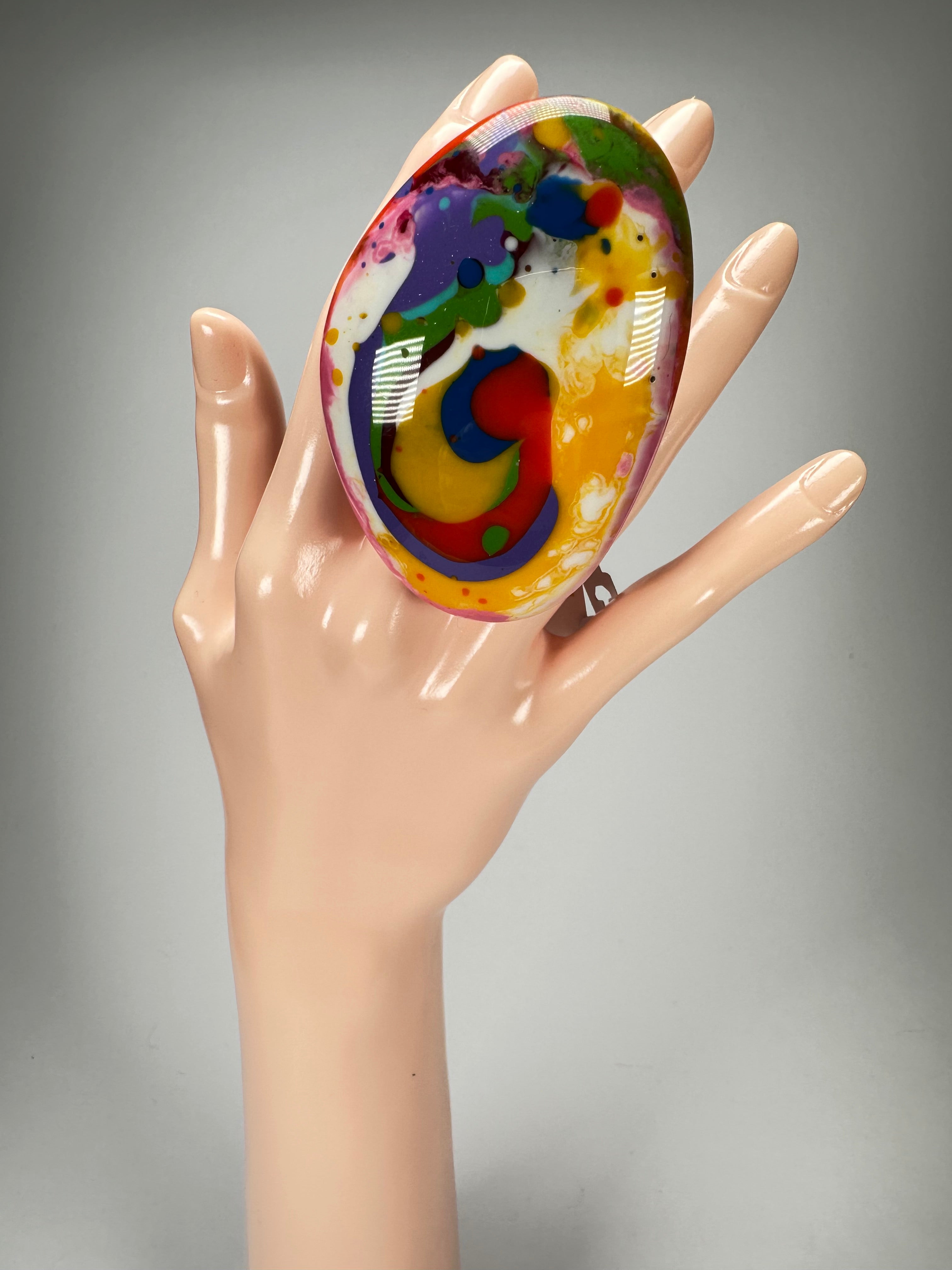 Jackie Brazil "Large Riverstone" Kandinsky Flat Oval Ring ( R3625 ) Size UK- Z+2 / US- 13.5