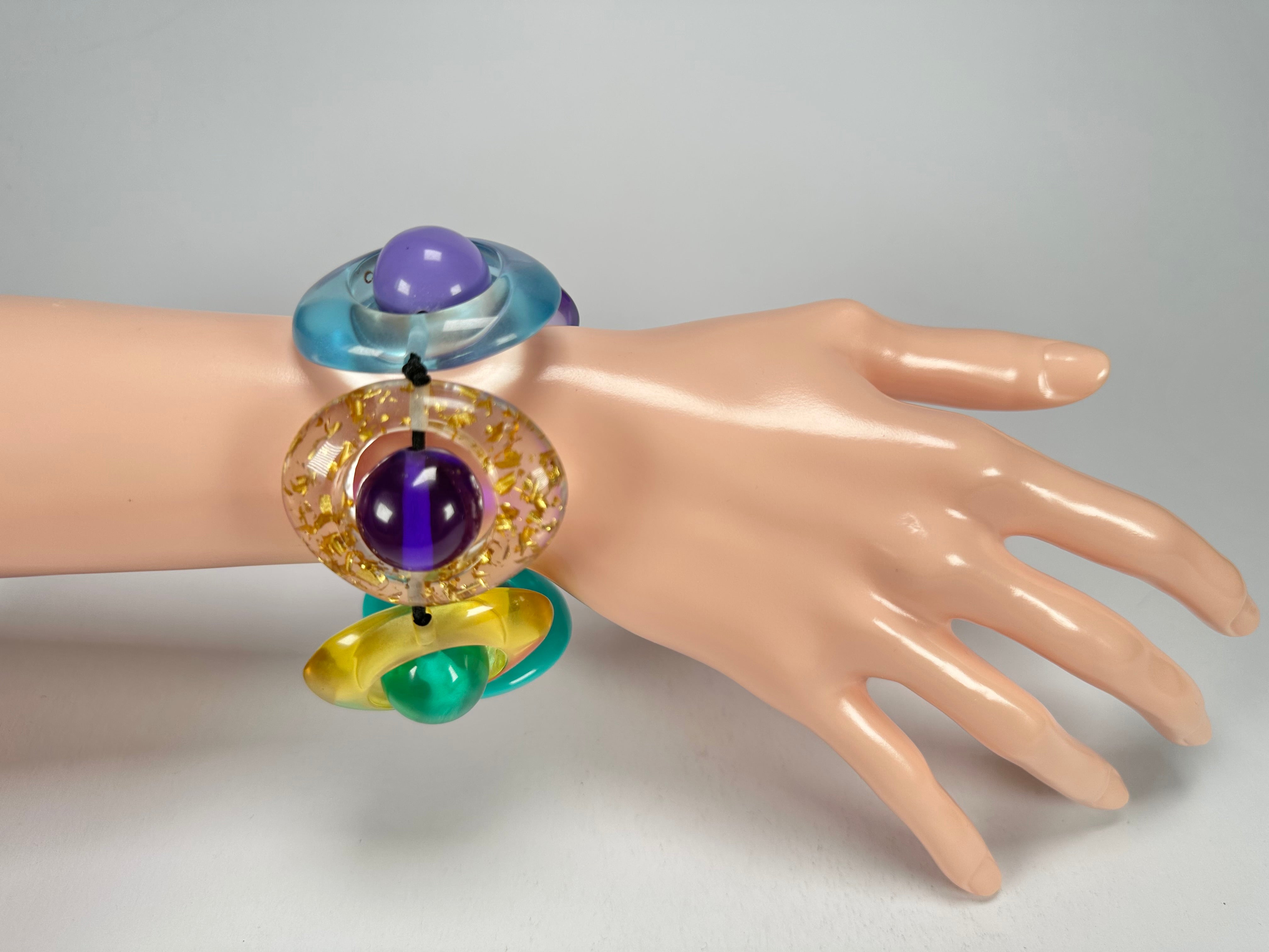 Jackie Brazil "Saturn" Transparent Paris Mix Disc & Ball Elastic Bracelet ( B0052 )