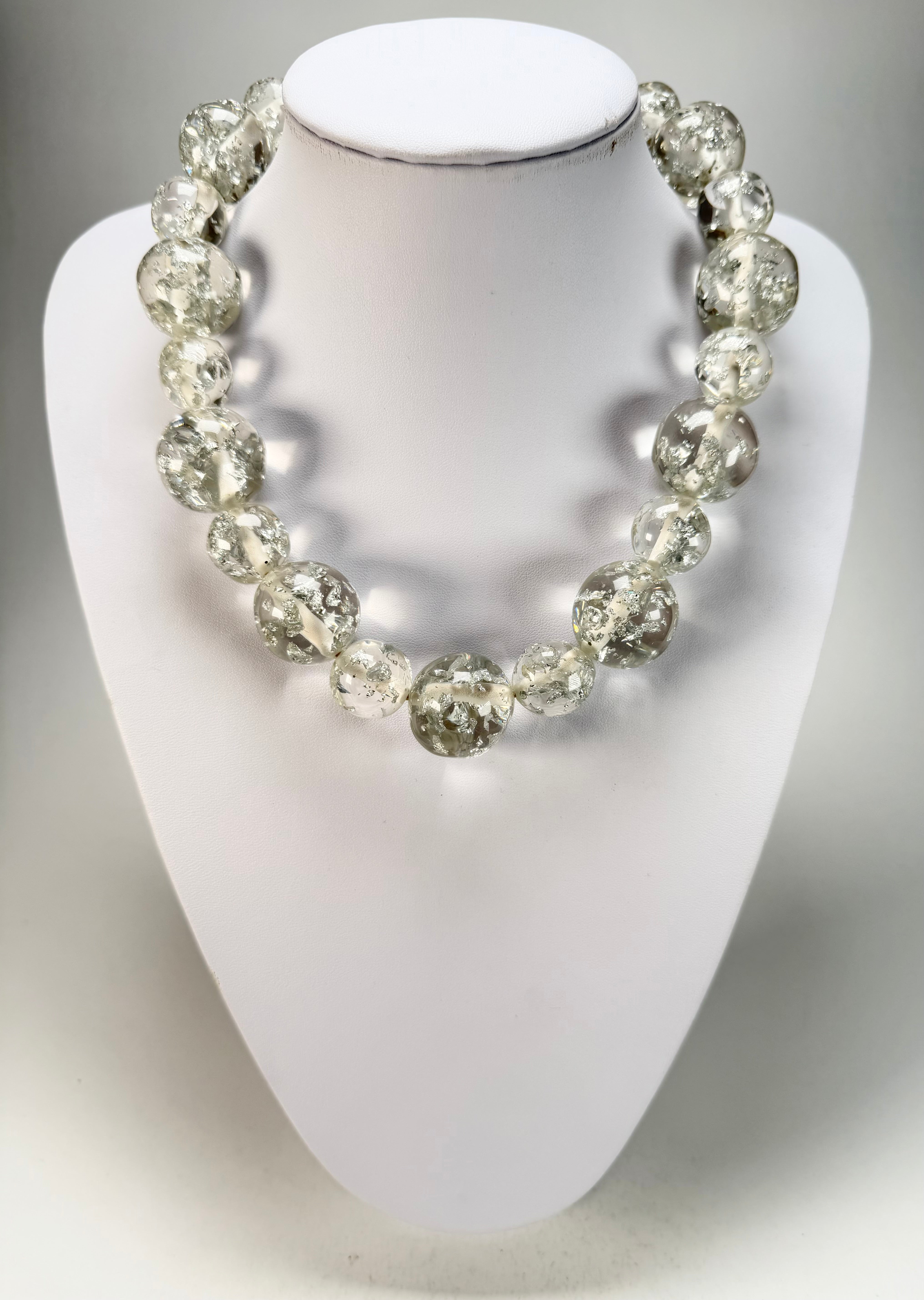 Jackie Brazil "Large spheres"  Short Abstract Silver Flakes Necklace 50cm ( N2692 )