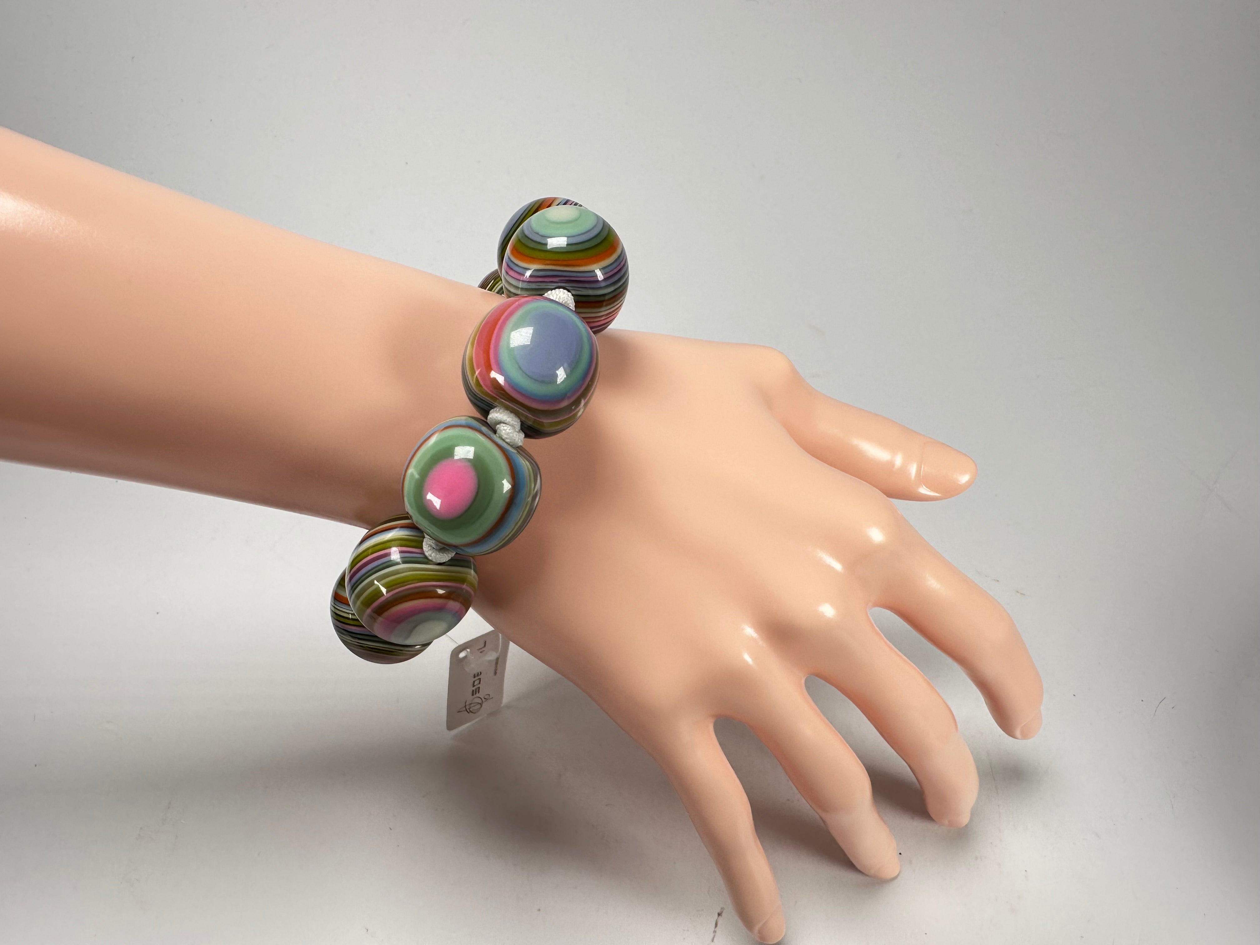 Jackie Brazil "Cat Eyes" Liquorice Allsorts Balls Spring Mix Resin Bracelet ( B0885 )