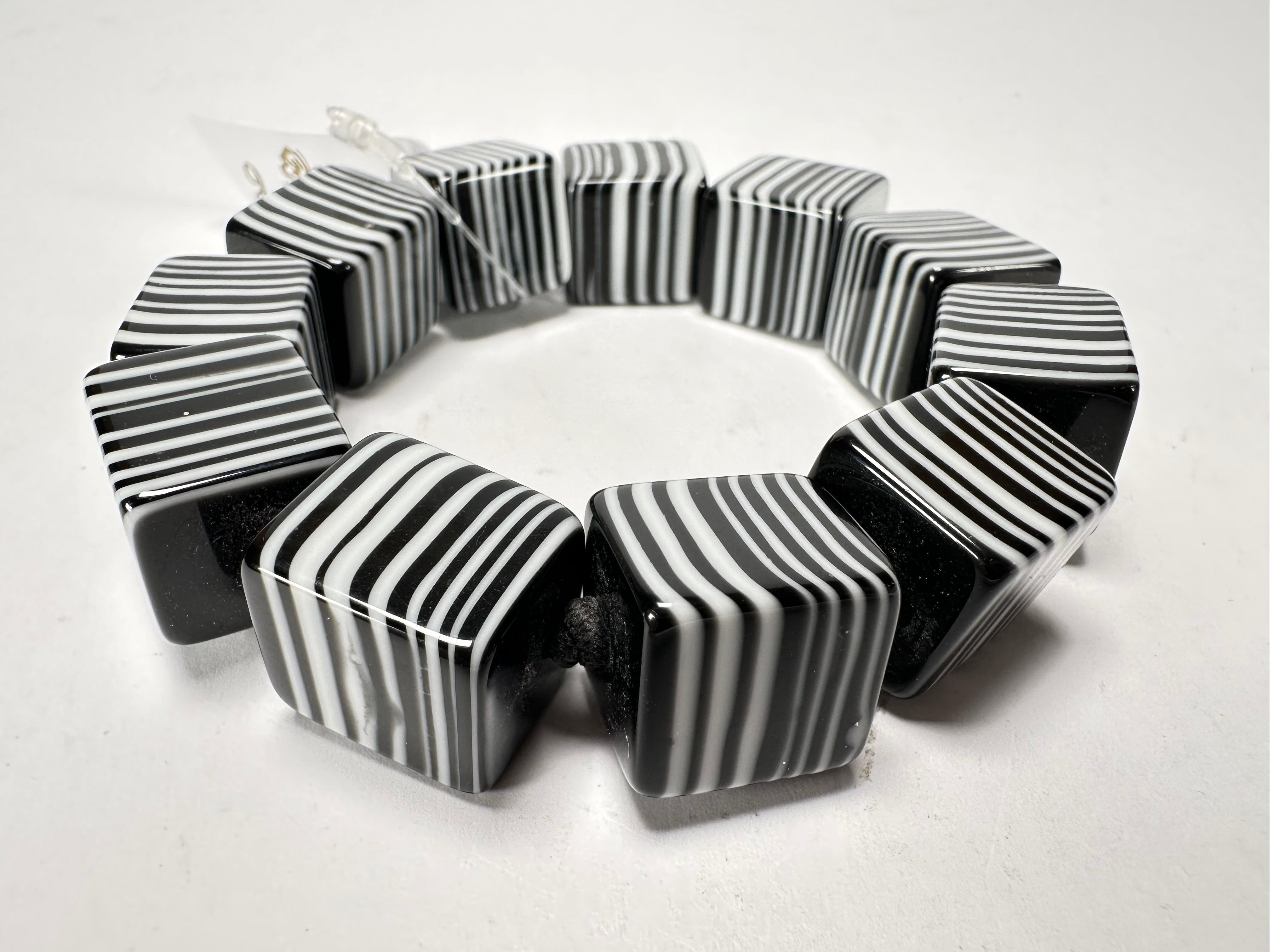 Jackie Brazil "POP" Liquorice Black & White Small Cubes Bracelet ( B0224 )