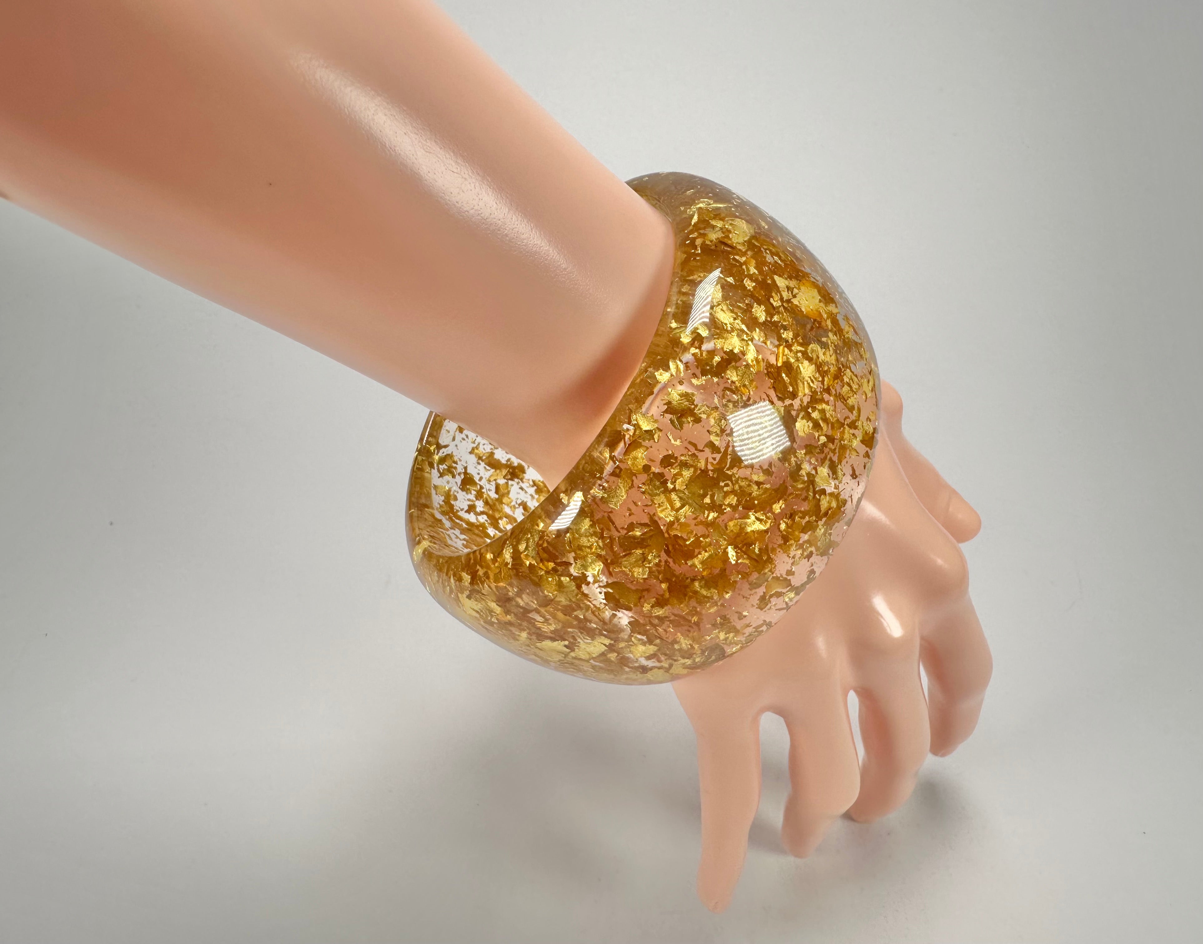 Jackie Brazil "Carmen" Gold Flakes 5cm Resin Bangle ( B2500 )