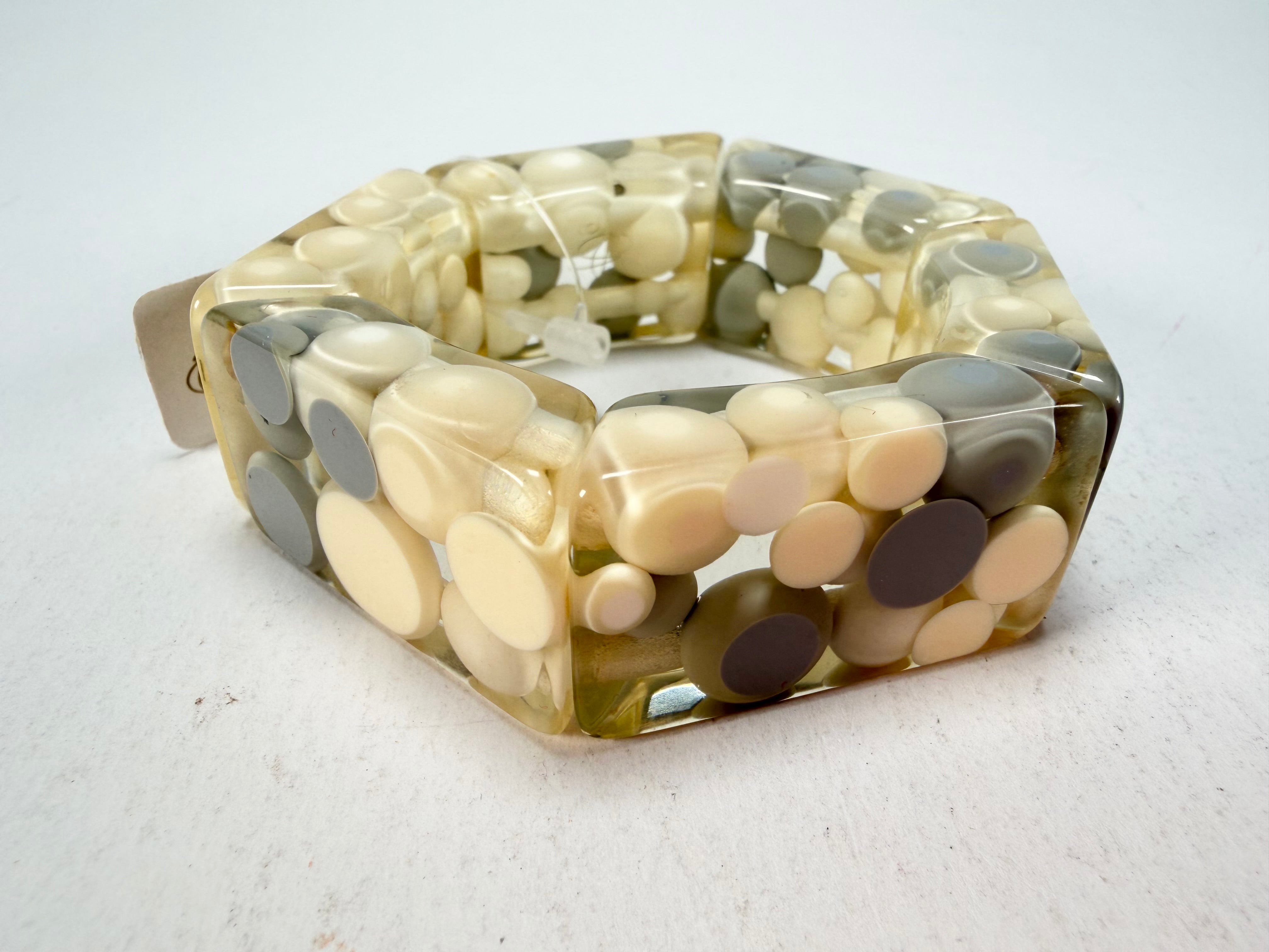 Jackie Brazil "Short Hex" Spotted Rectangles On Elastic Cream Mix Resin Bracelet ( B0000 ) Rare!