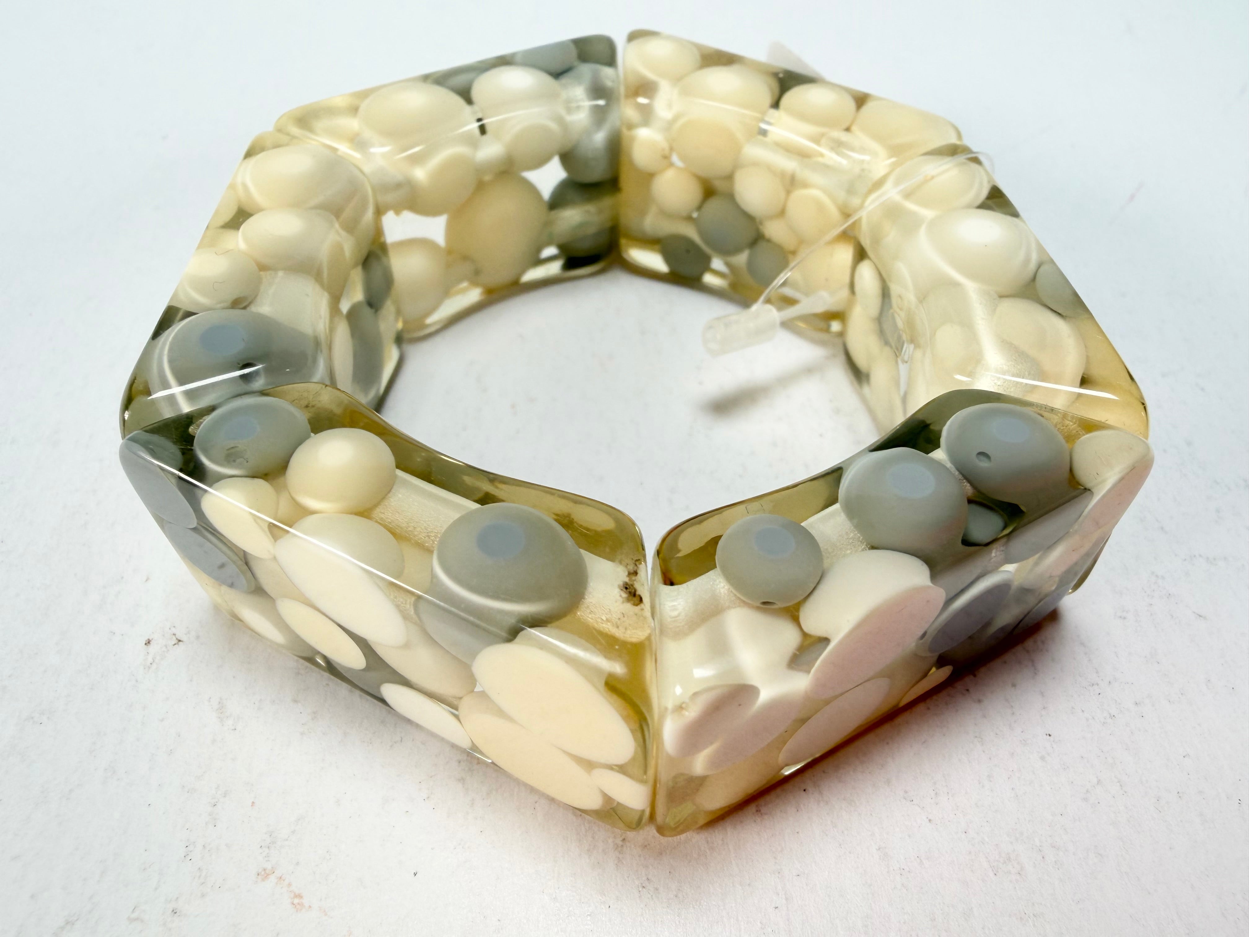 Jackie Brazil "Short Hex" Spotted Rectangles On Elastic Cream Mix Resin Bracelet ( B0000 ) Rare!