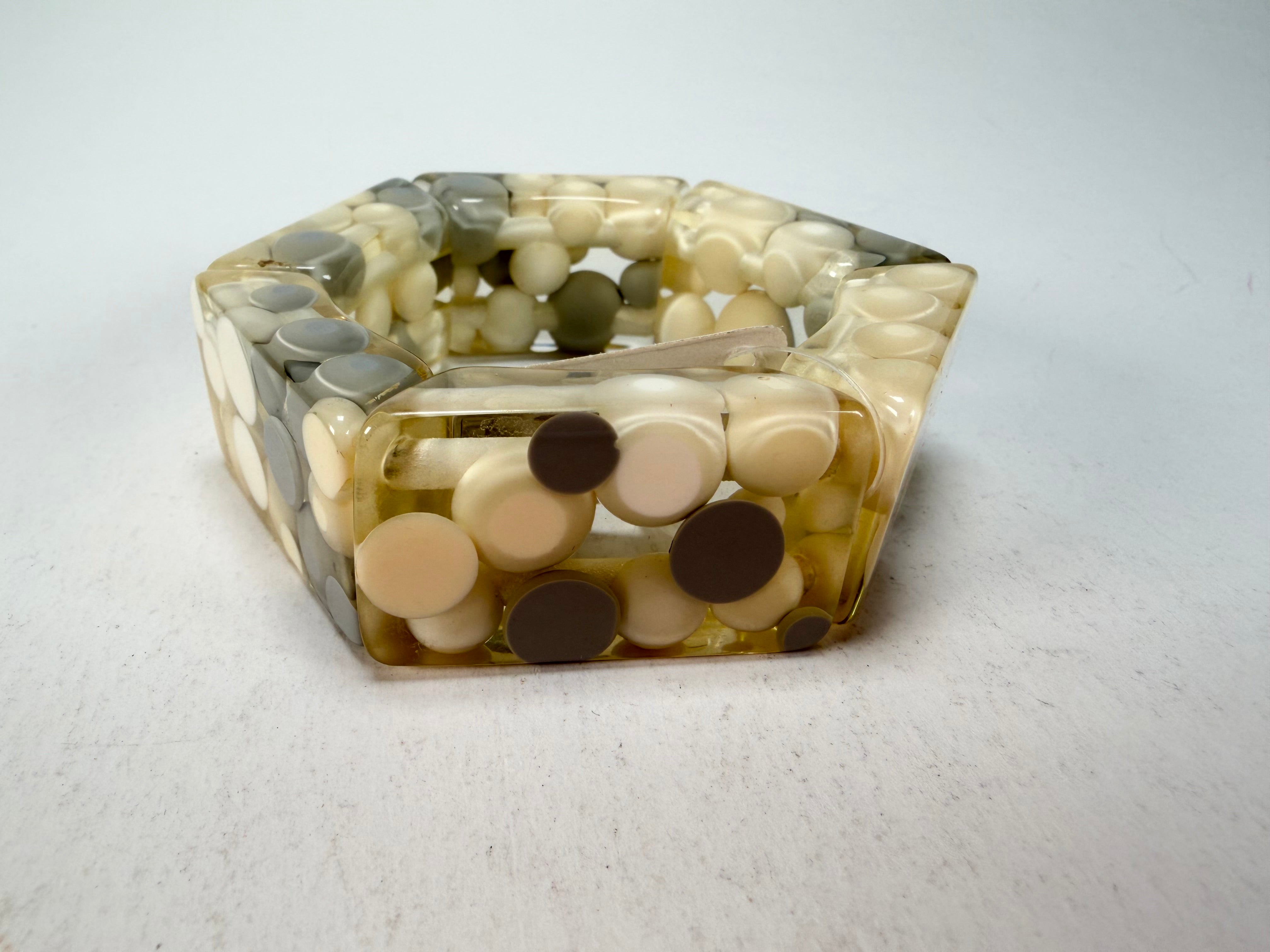 Jackie Brazil "Short Hex" Spotted Rectangles On Elastic Cream Mix Resin Bracelet ( B0000 ) Rare!