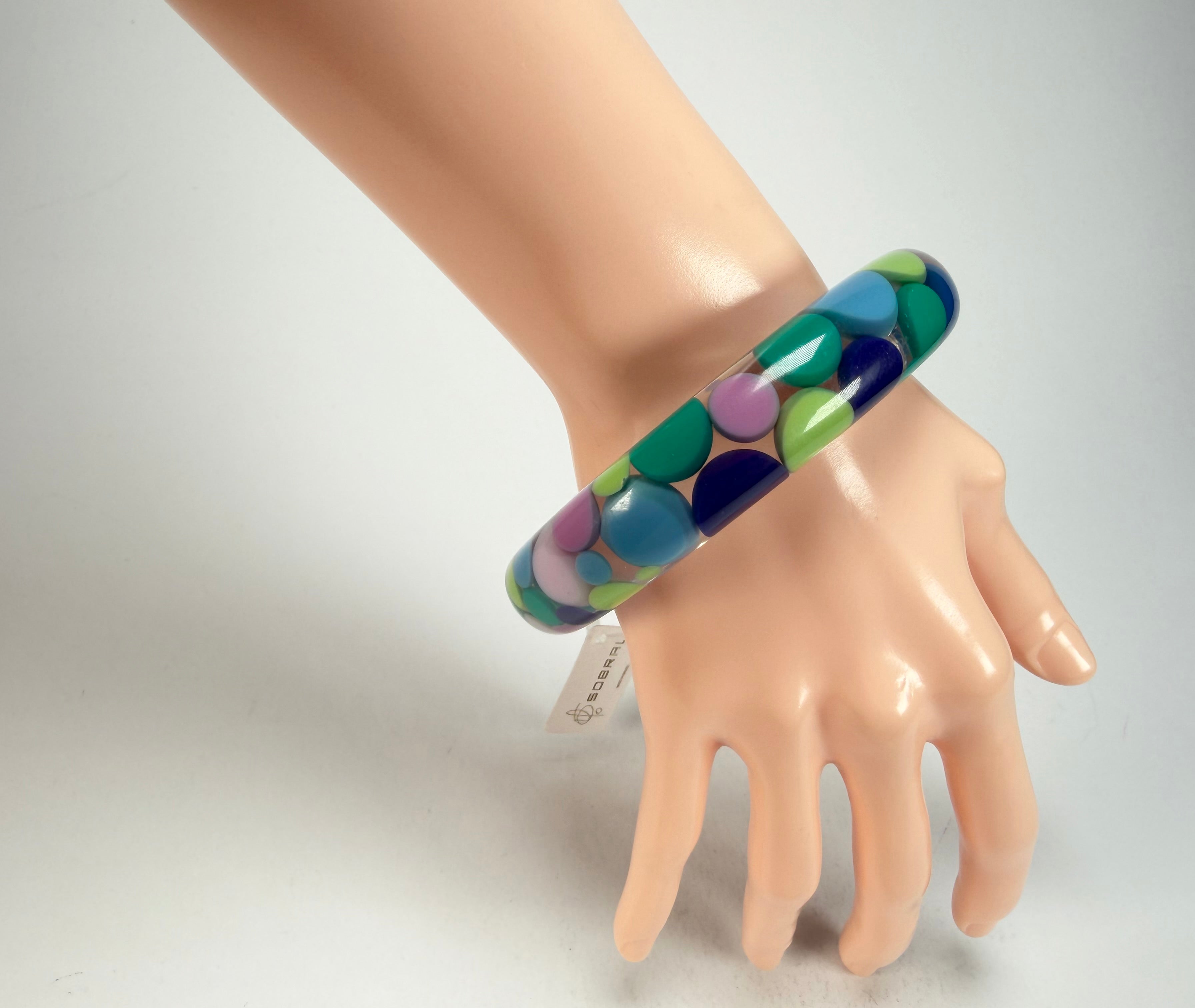 Jackie Brazil "Shinny Spotted" Blue Mix Spots Solid Round Resin 1.7cm Bangle ( B1726 )