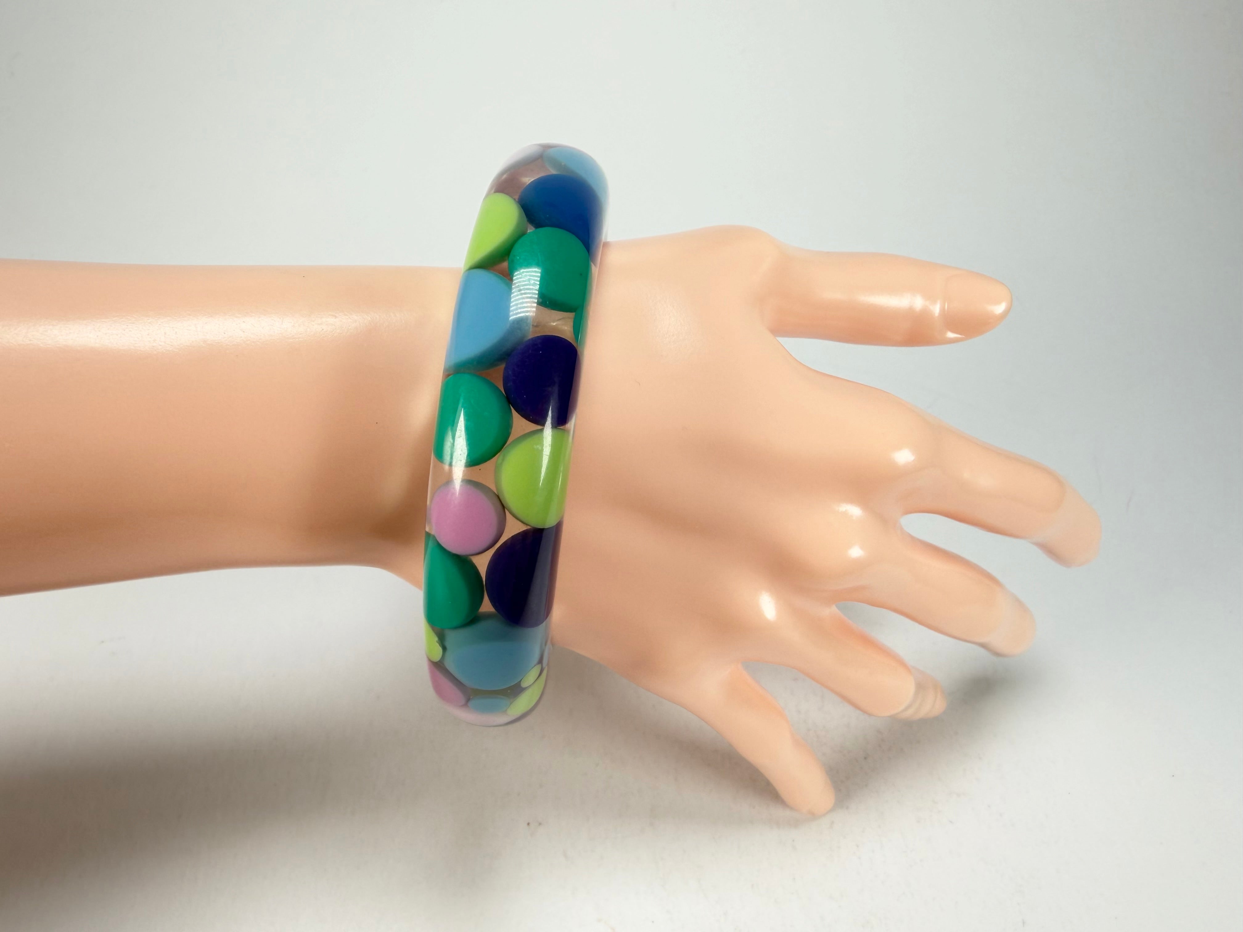Jackie Brazil "Shinny Spotted" Blue Mix Spots Solid Round Resin 1.7cm Bangle ( B1726 )