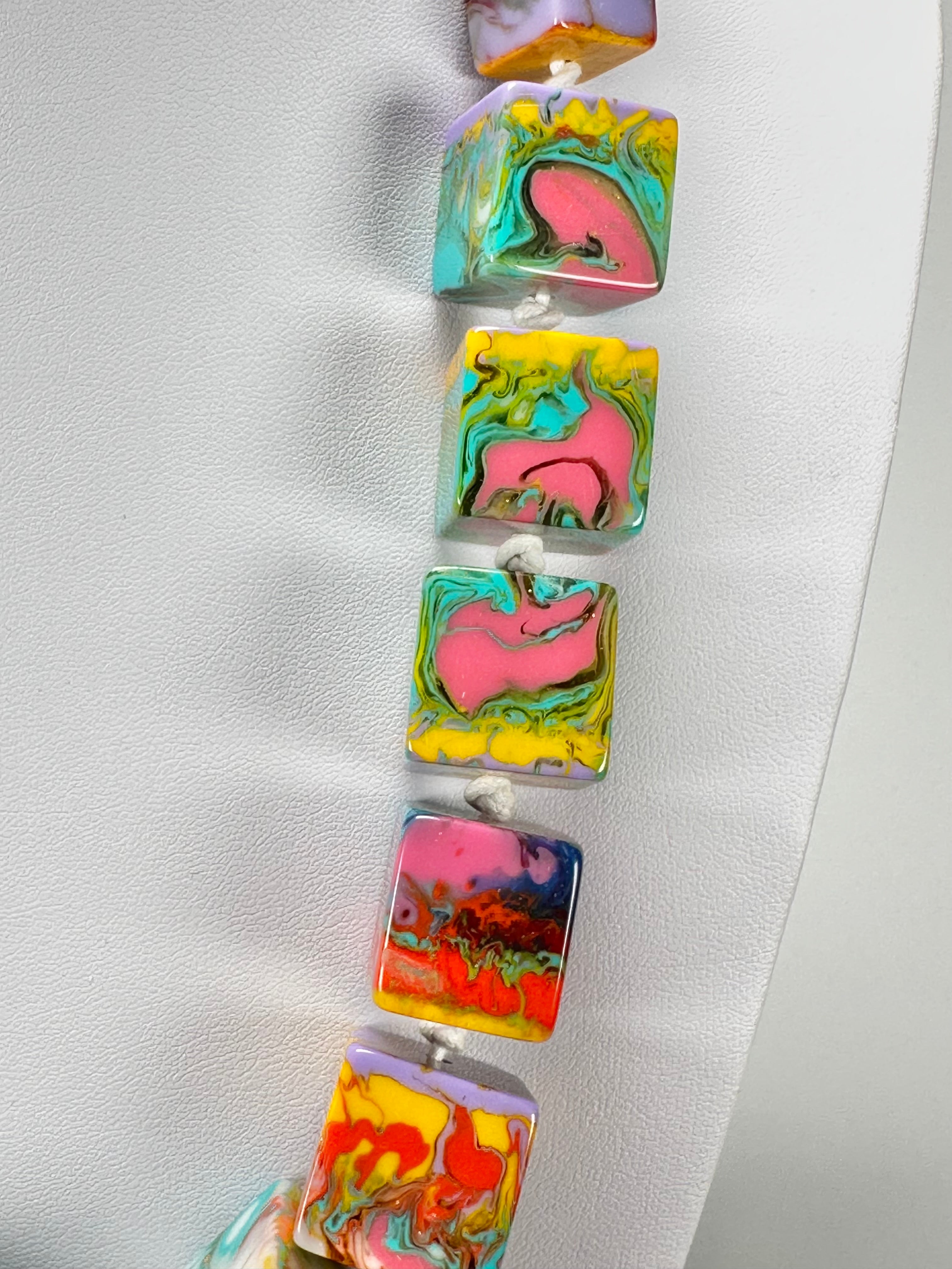 Jackie Brazil "Kandinsky" Mix Size Liquorice Cubes Resin Necklace ( N3343 )