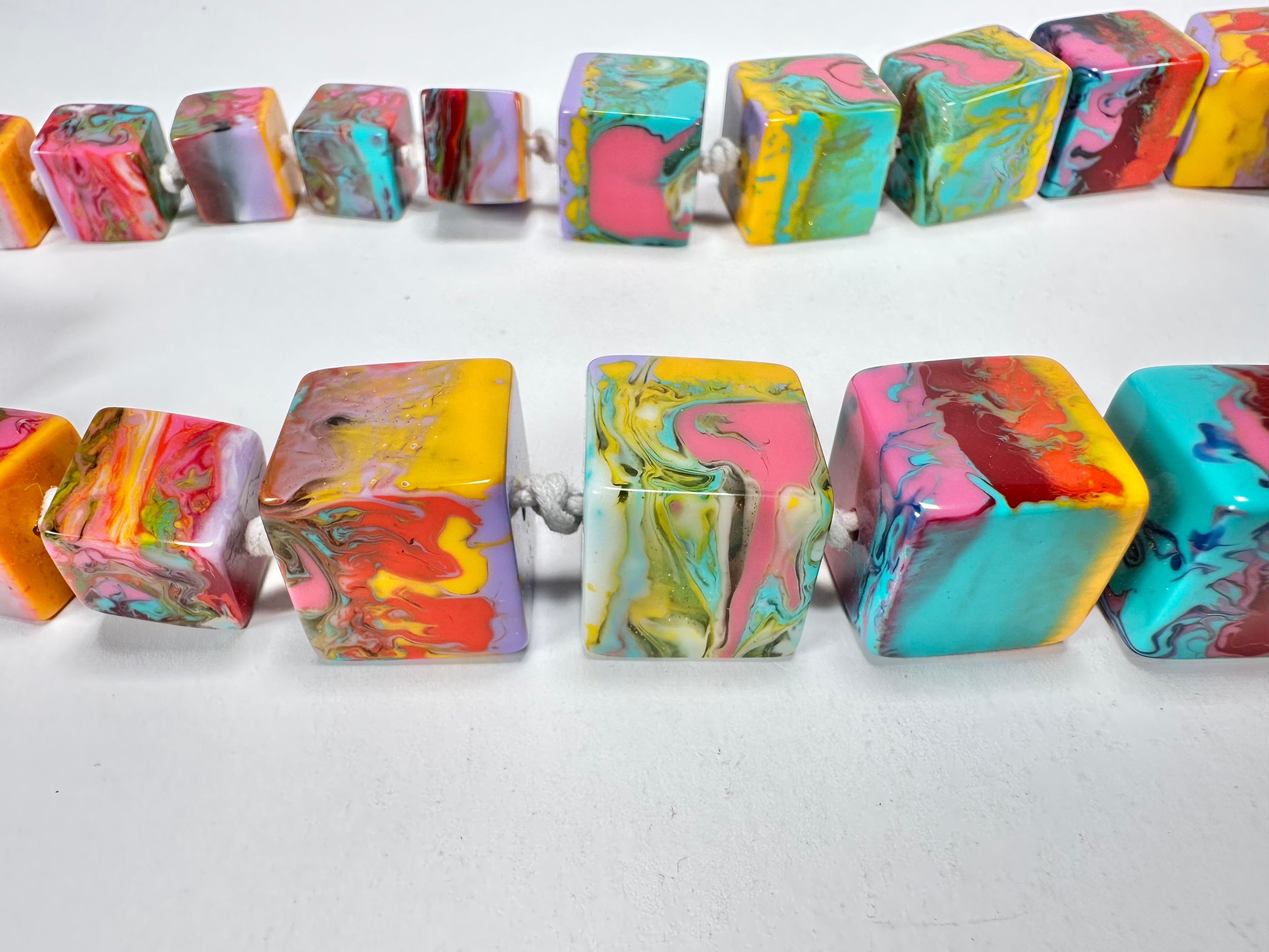 Jackie Brazil "Kandinsky" Mix Size Liquorice Cubes Resin Necklace ( N3343 )