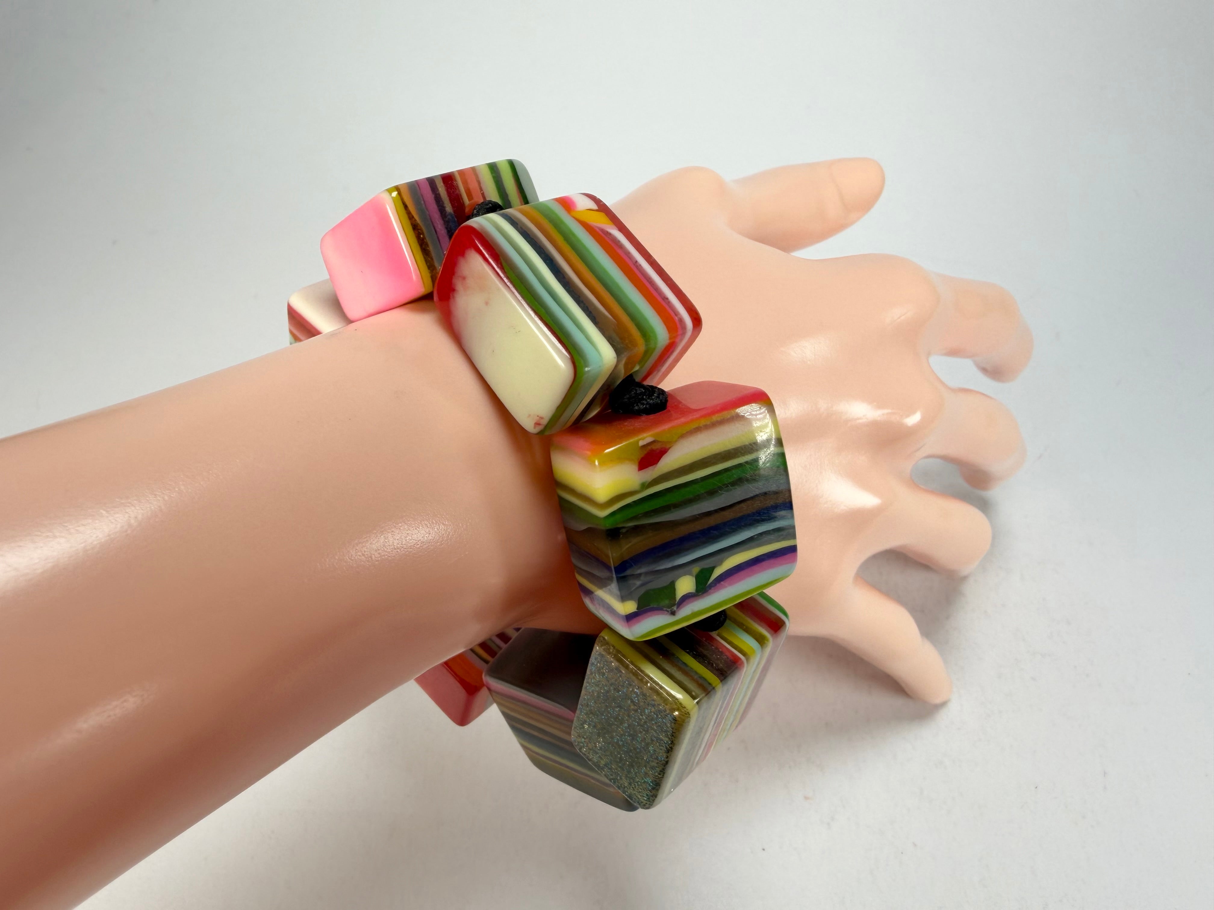 Jackie Brazil "Gala" Liquorice Half Rectangles On Elastic Spring Mix Bracelet ( B0778 )